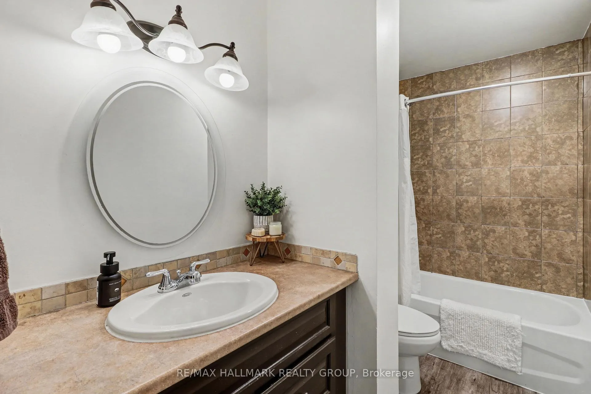 Photo 26 of 16B Spring Grove Lane, Ottawa, Barrhaven - Pheasant Run — HOMEH