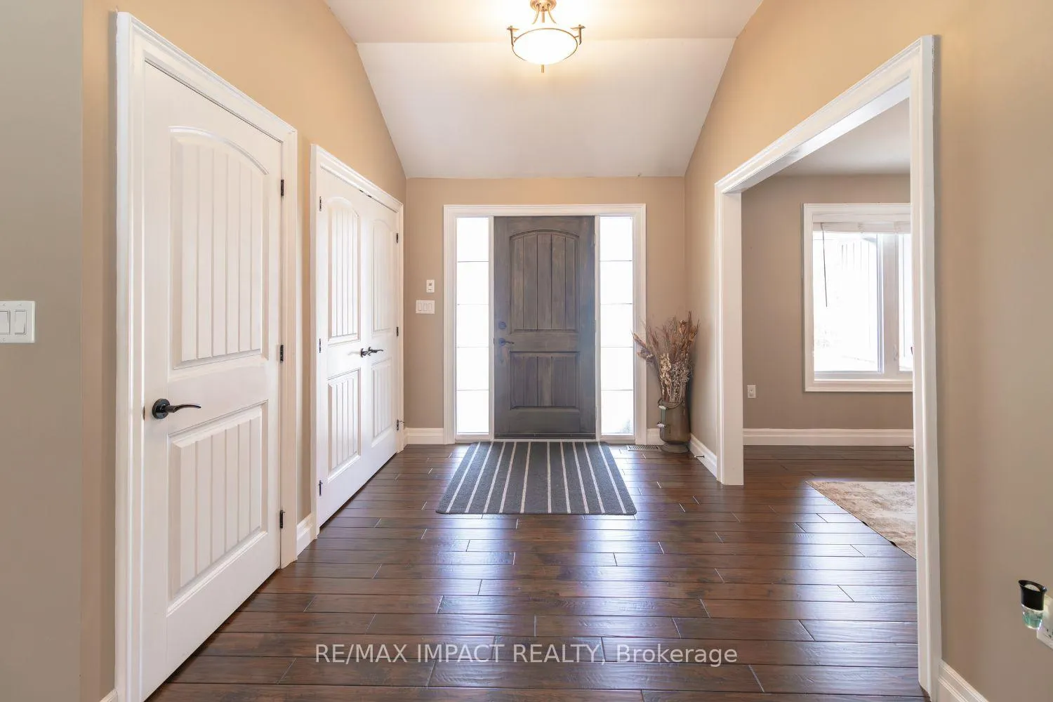 Photo 2 of 489 Larmer Line, Cavan Monaghan, Cavan Twp — HOMEH