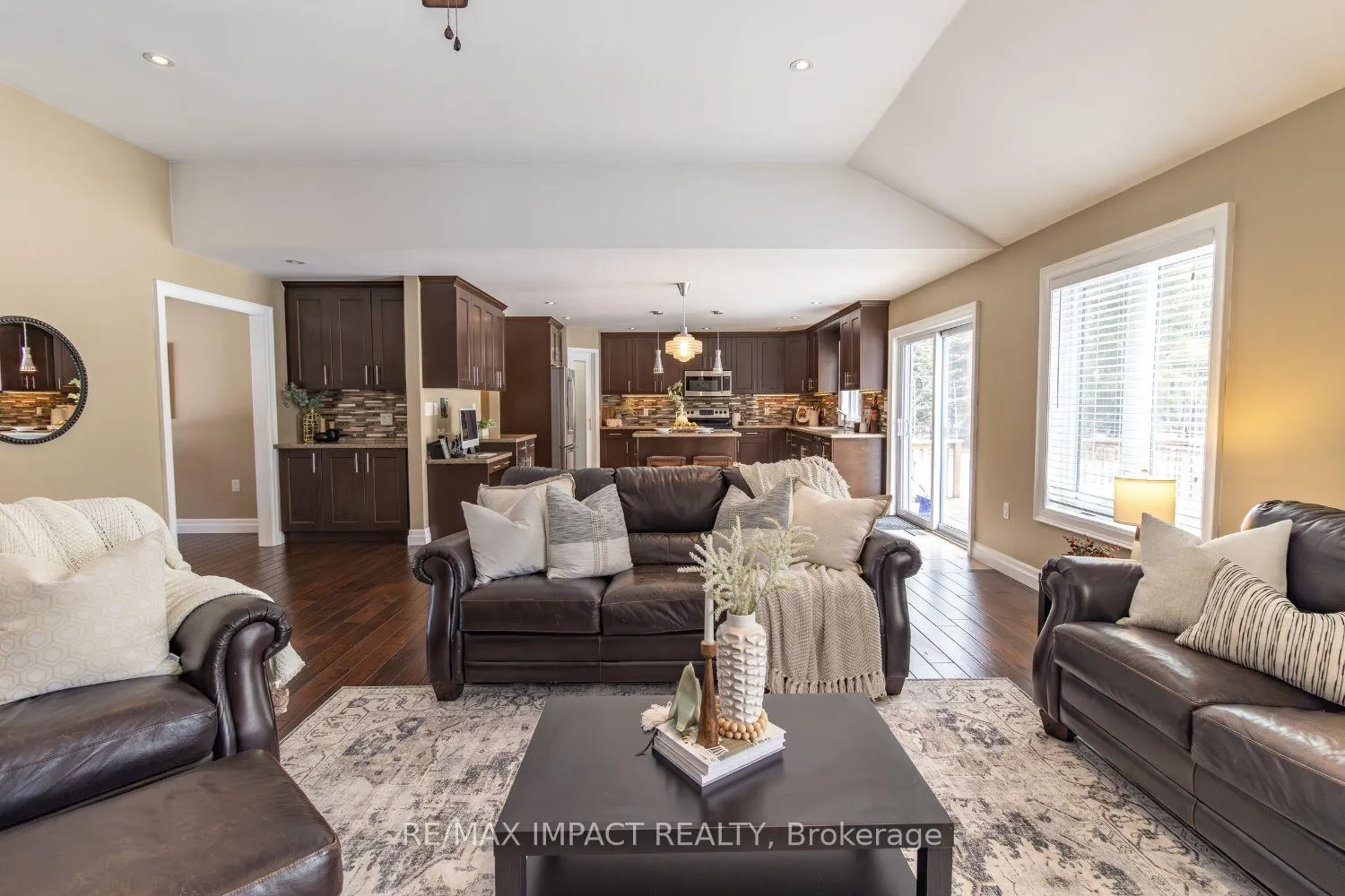 Photo 12 of 489 Larmer Line, Cavan Monaghan, Cavan Twp — HOMEH