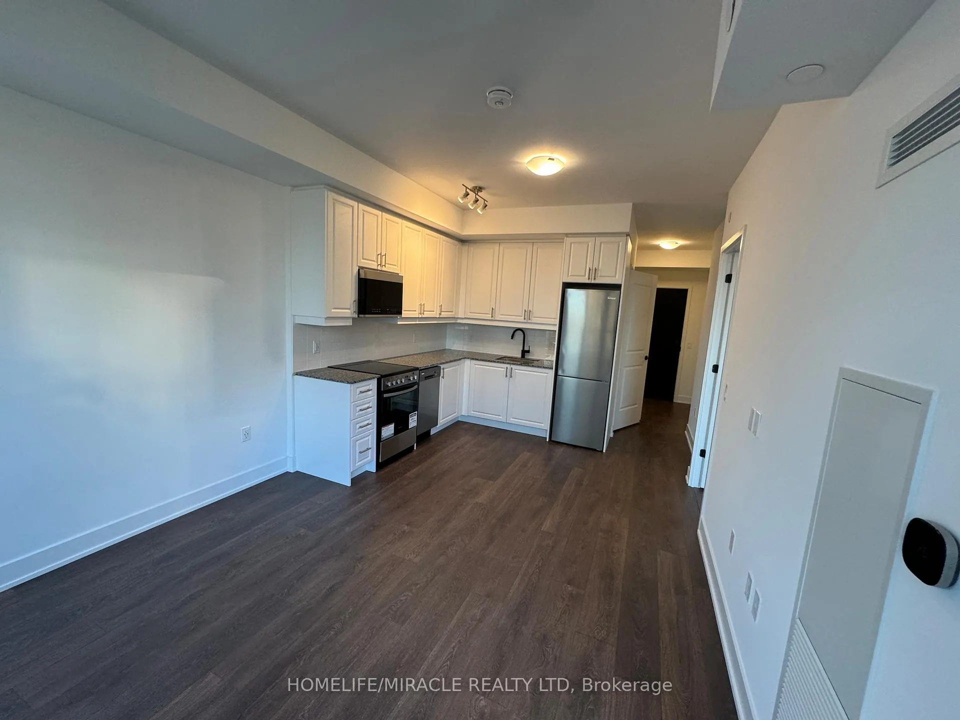 Photo 2 of Unit 407, 2343 Khalsa Gate, Oakville, Westmount — HOMEH