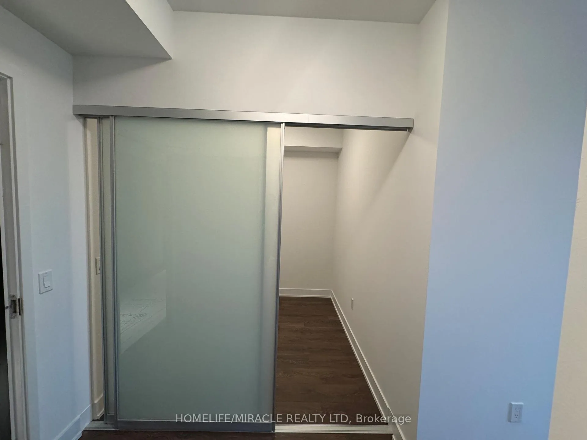 Photo 15 of Unit 407, 2343 Khalsa Gate, Oakville, Westmount — HOMEH