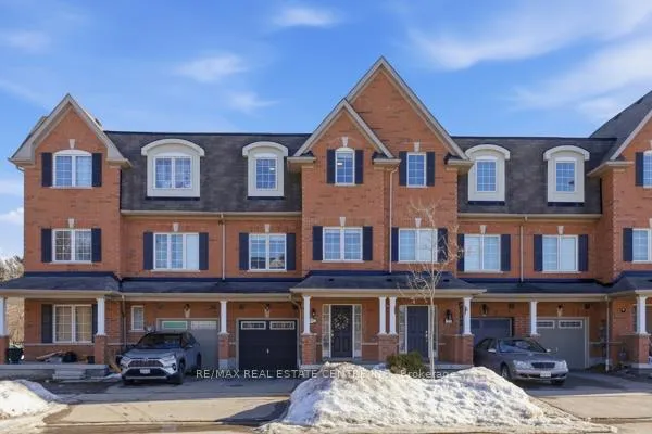 Front of 1577 Bruny Avenue