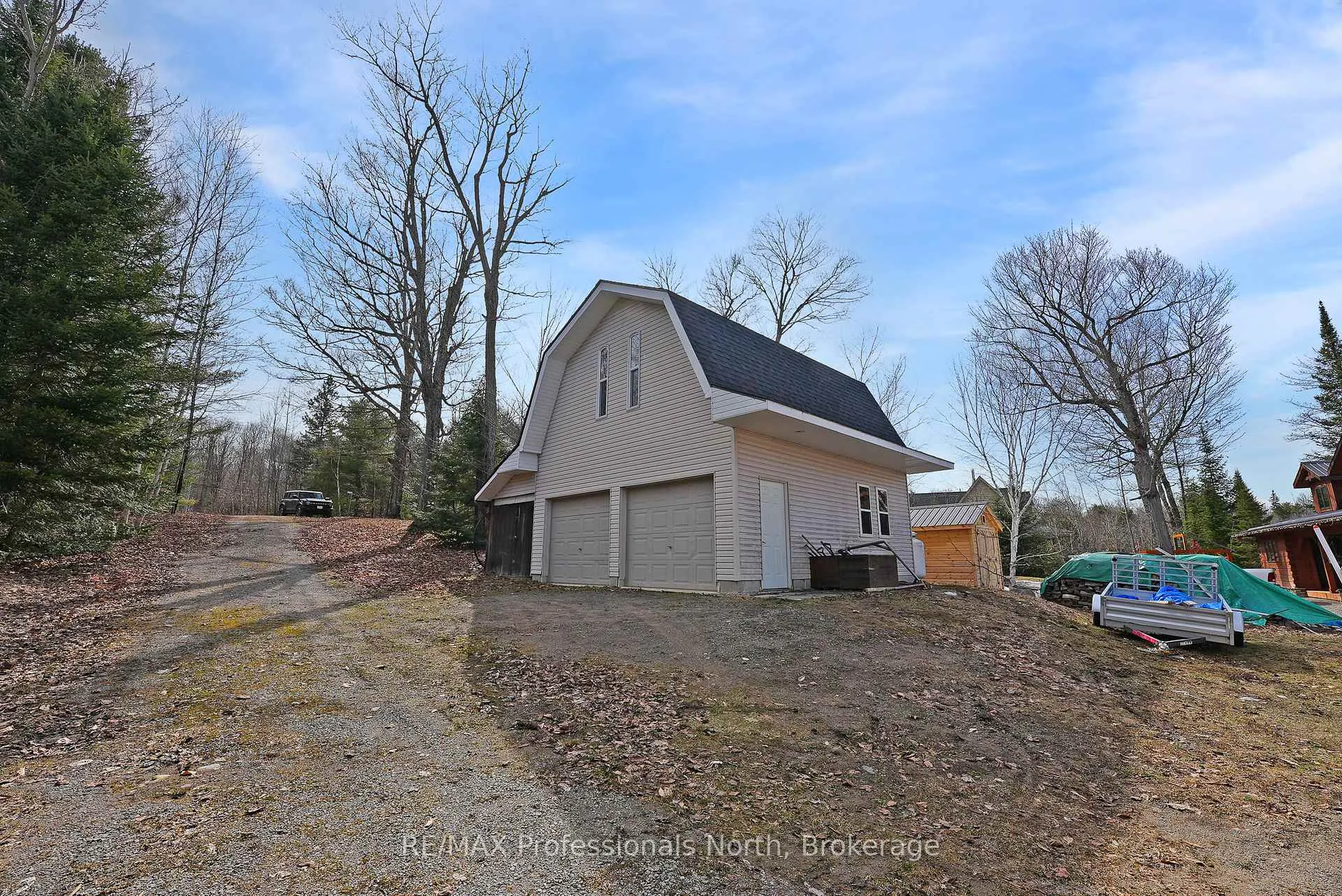 Photo 47 of 1008 Cherokee Trail, Algonquin Highlands, Stanhope — HOMEH