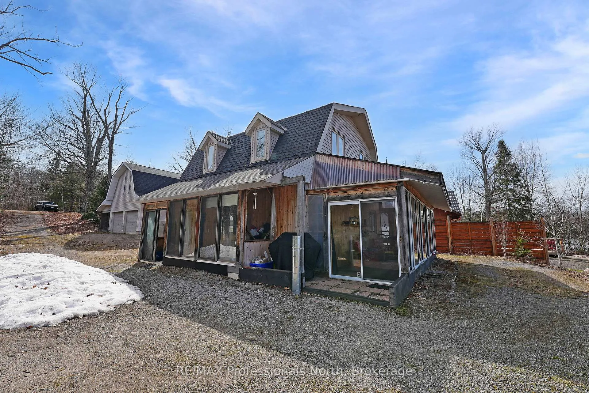 Photo 48 of 1008 Cherokee Trail, Algonquin Highlands, Stanhope — HOMEH