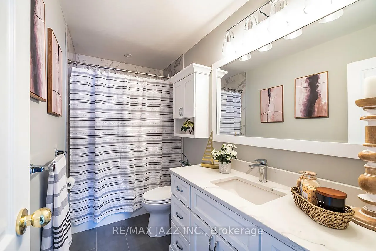Photo 23 of 110 Ribblesdale Drive, Whitby, Pringle Creek — HOMEH