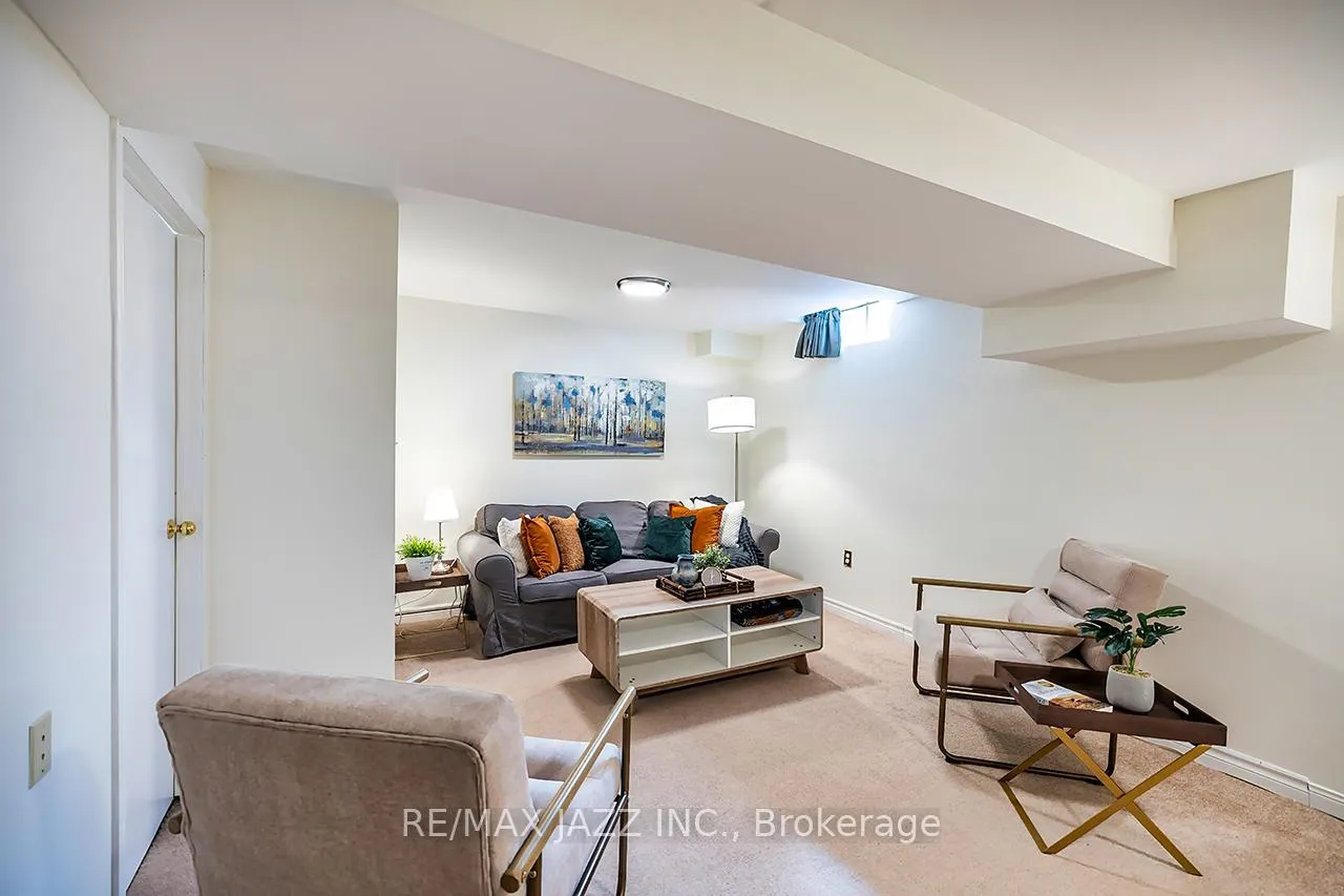 Photo 31 of 110 Ribblesdale Drive, Whitby, Pringle Creek — HOMEH