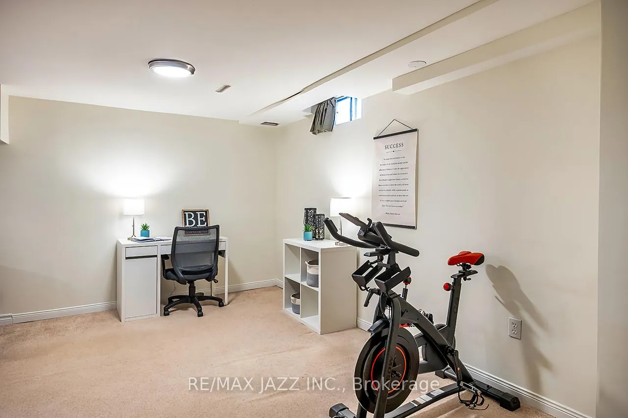 Photo 33 of 110 Ribblesdale Drive, Whitby, Pringle Creek — HOMEH