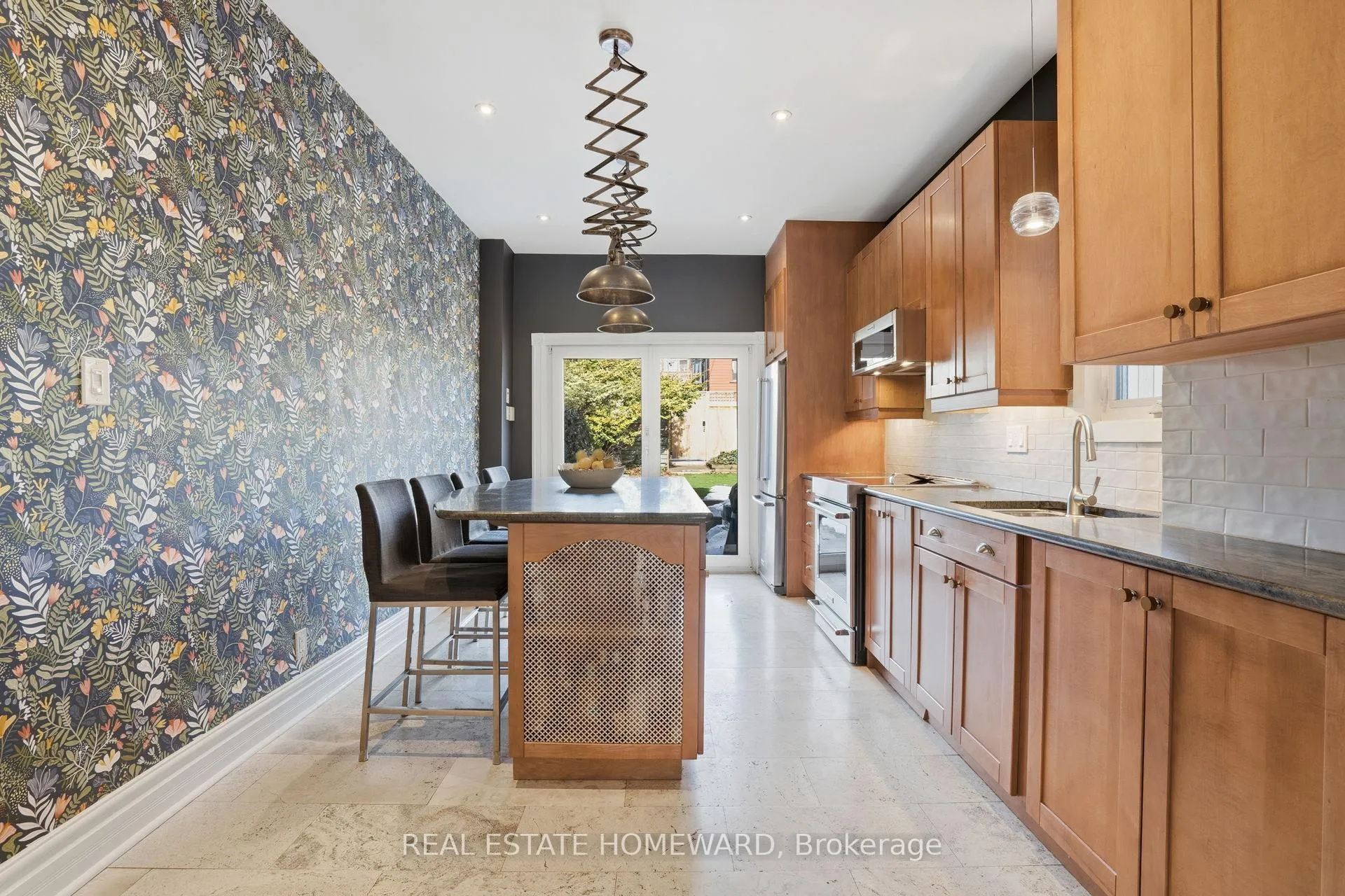 Photo 12 of 158 First Avenue, Toronto, South Riverdale — HOMEH