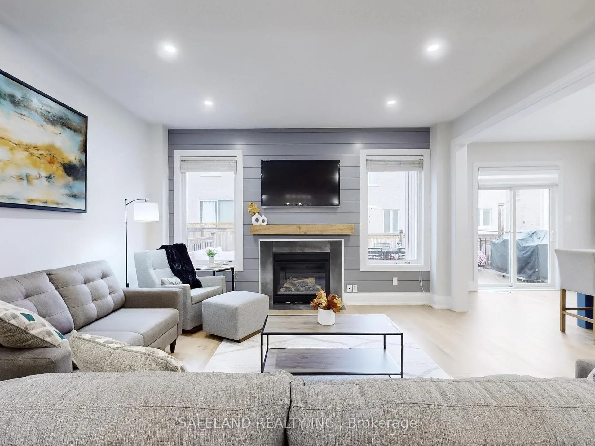 Photo 7 of 14 Grey Wing Avenue, Georgina, Keswick South — HOMEH