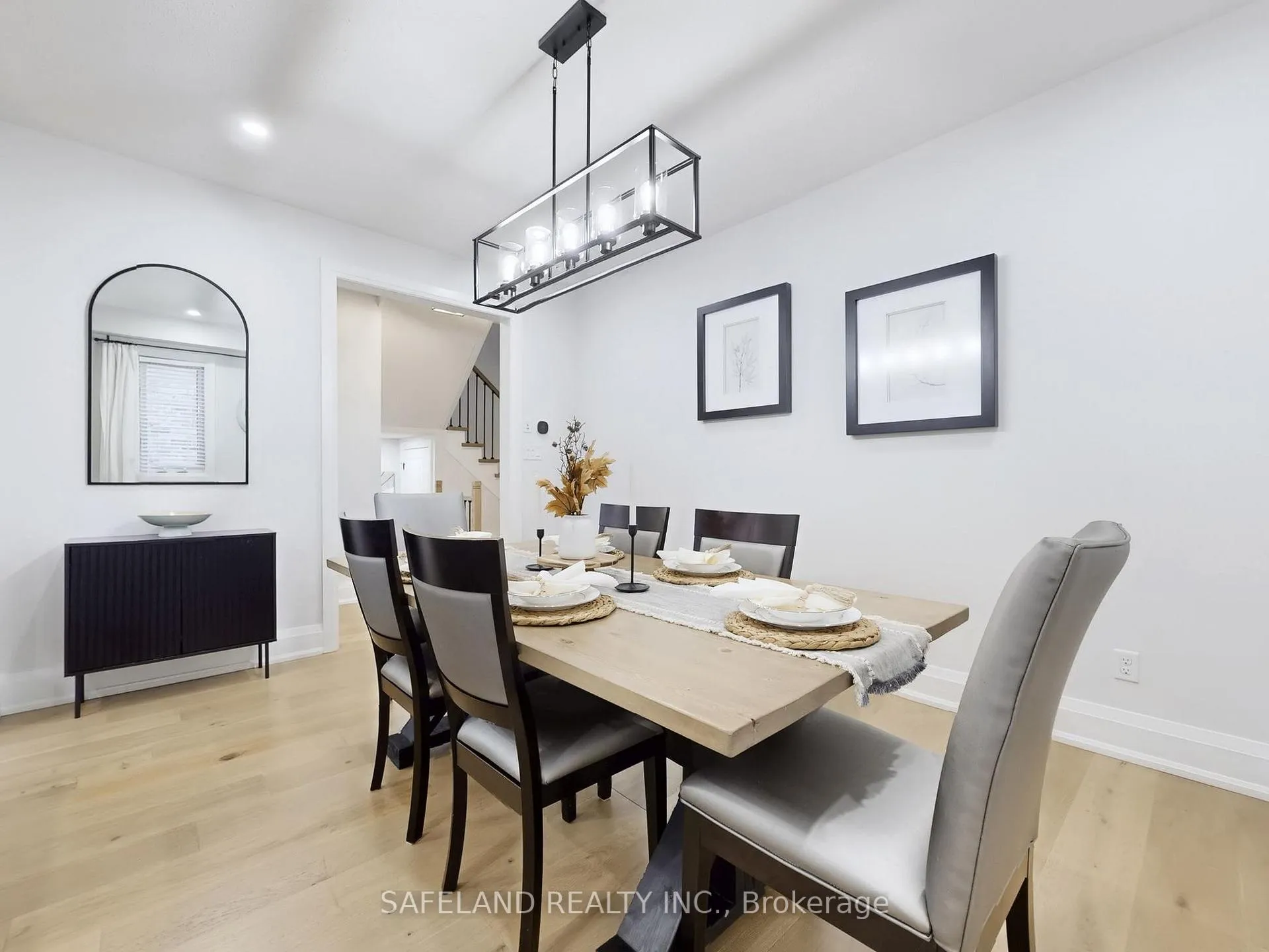 Photo 9 of 14 Grey Wing Avenue, Georgina, Keswick South — HOMEH