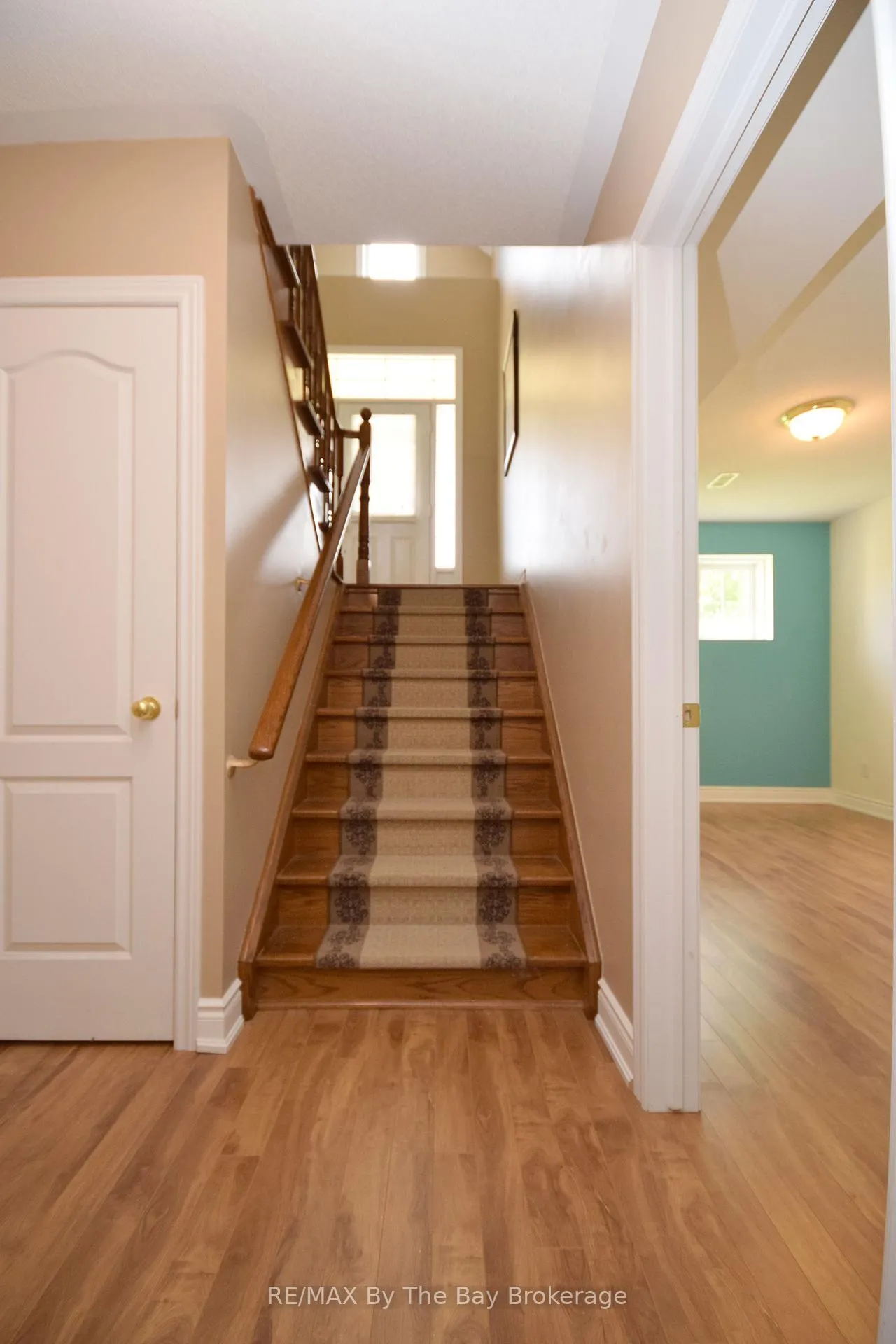 Photo 20 of 33 Tanager Crescent, Wasaga Beach — HOMEH