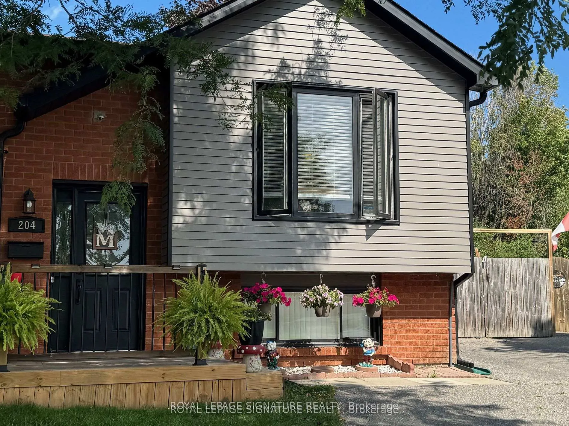 Front of 204 Medina Court