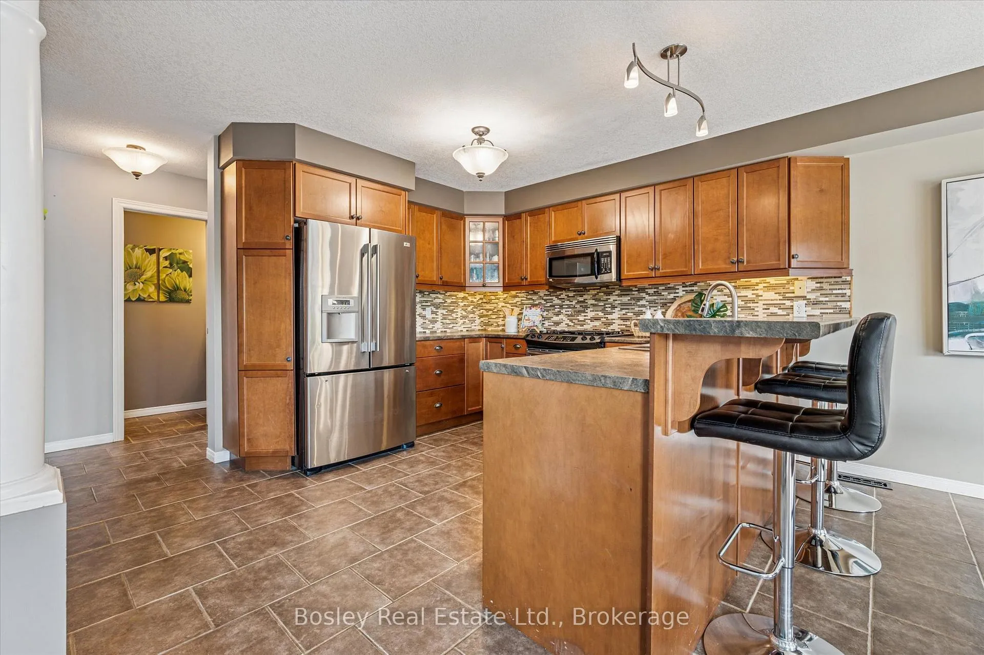 Photo 10 of 459 Townsend Drive, Woolwich, Breslau — HOMEH