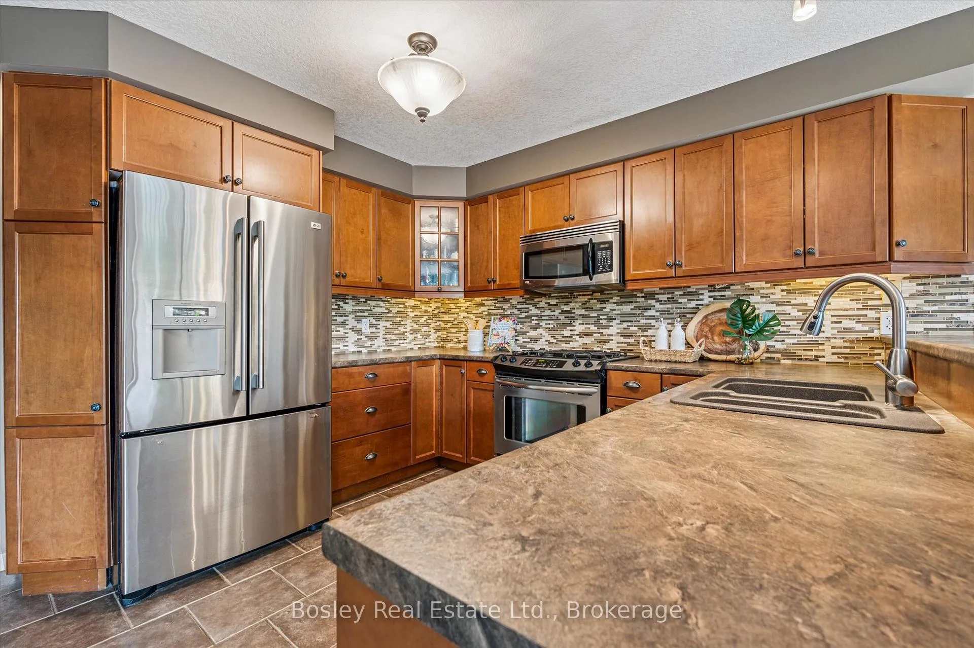 Photo 11 of 459 Townsend Drive, Woolwich, Breslau — HOMEH