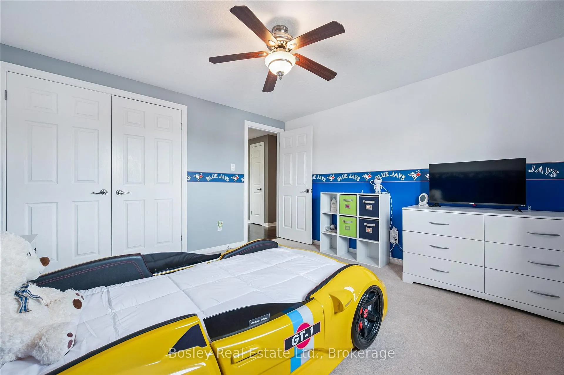 Photo 20 of 459 Townsend Drive, Woolwich, Breslau — HOMEH