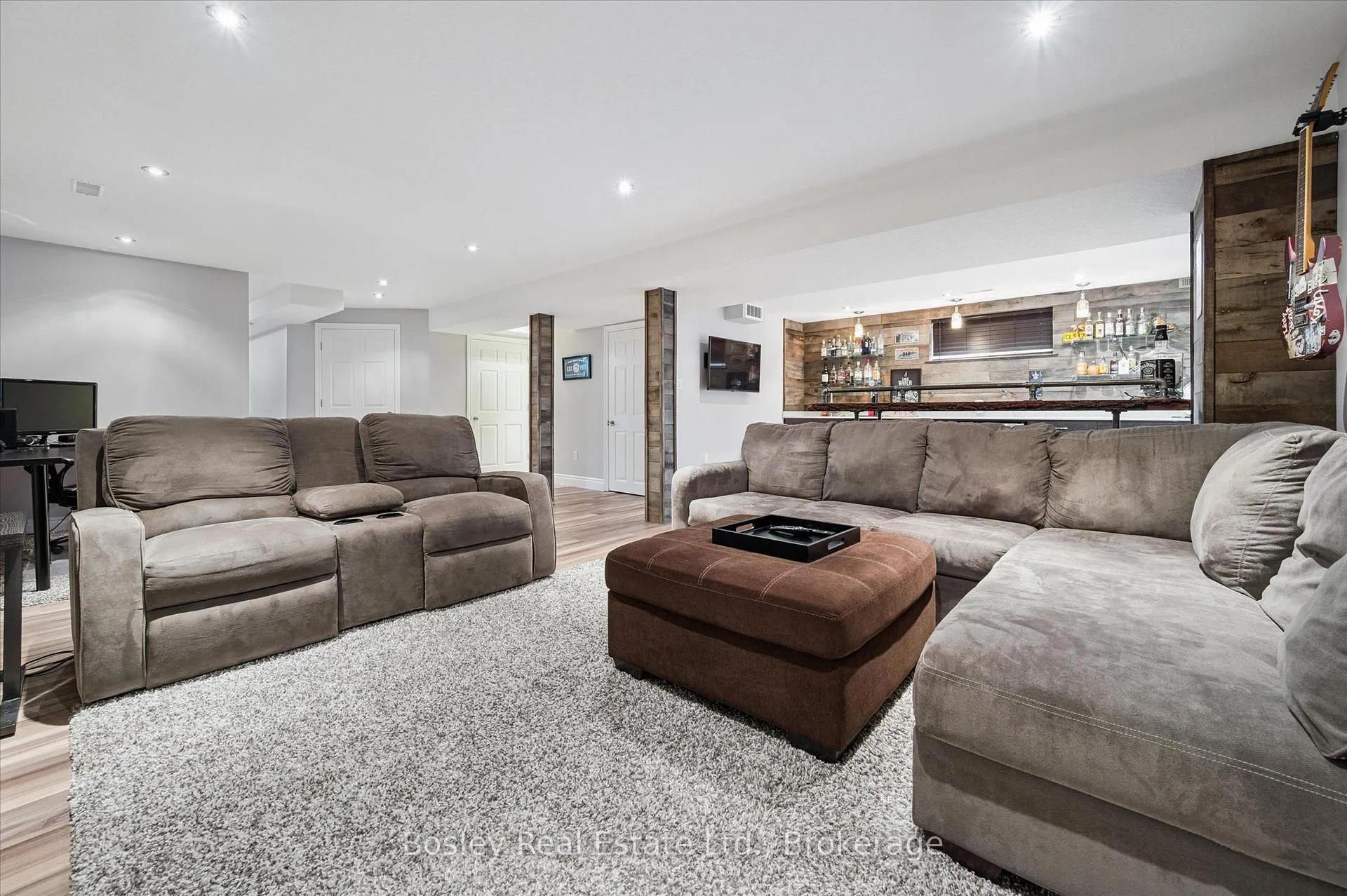 Photo 33 of 459 Townsend Drive, Woolwich, Breslau — HOMEH