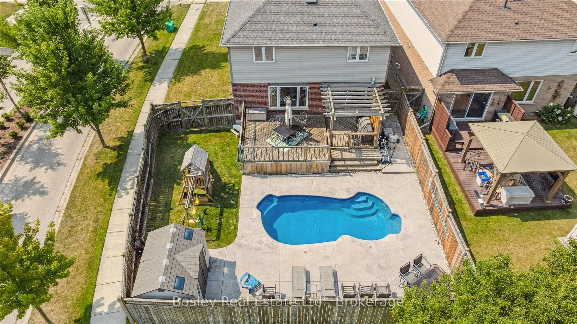 Photo 44 of 459 Townsend Drive, Woolwich, Breslau — HOMEH
