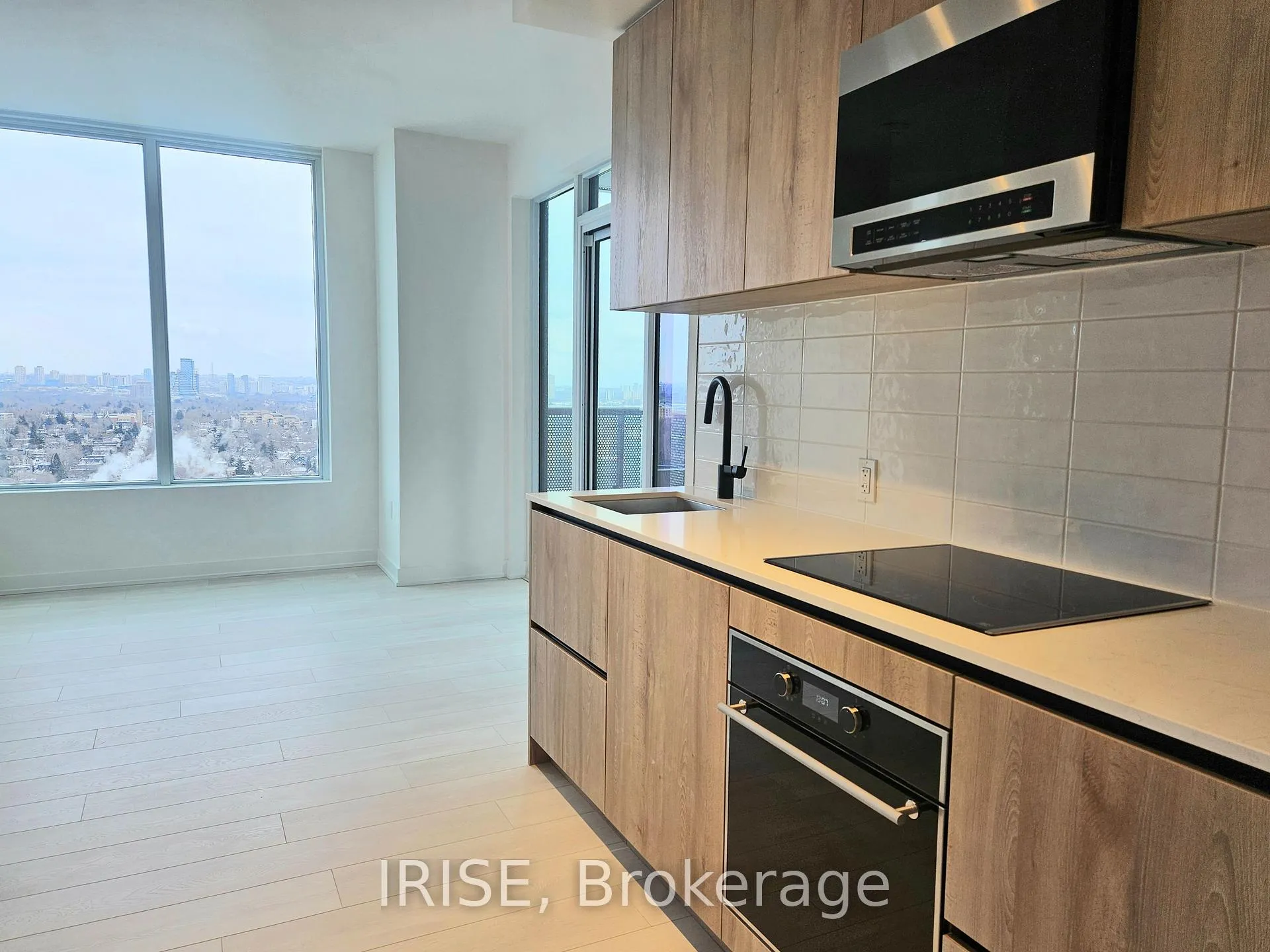 Photo 11 of Unit 2211, 117 Broadway Avenue, Toronto, Mount Pleasant West — HOMEH
