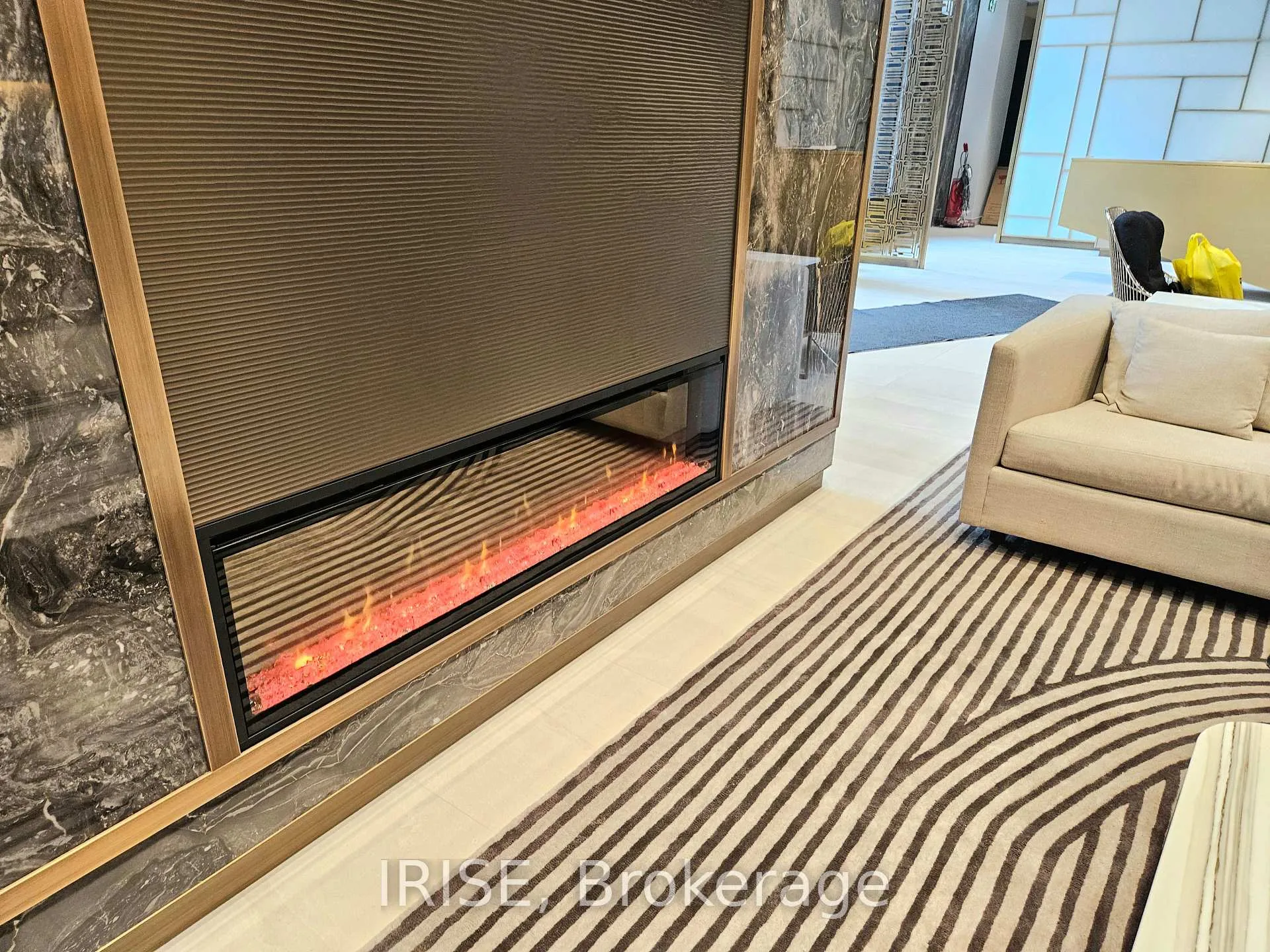 Photo 32 of Unit 2211, 117 Broadway Avenue, Toronto, Mount Pleasant West — HOMEH