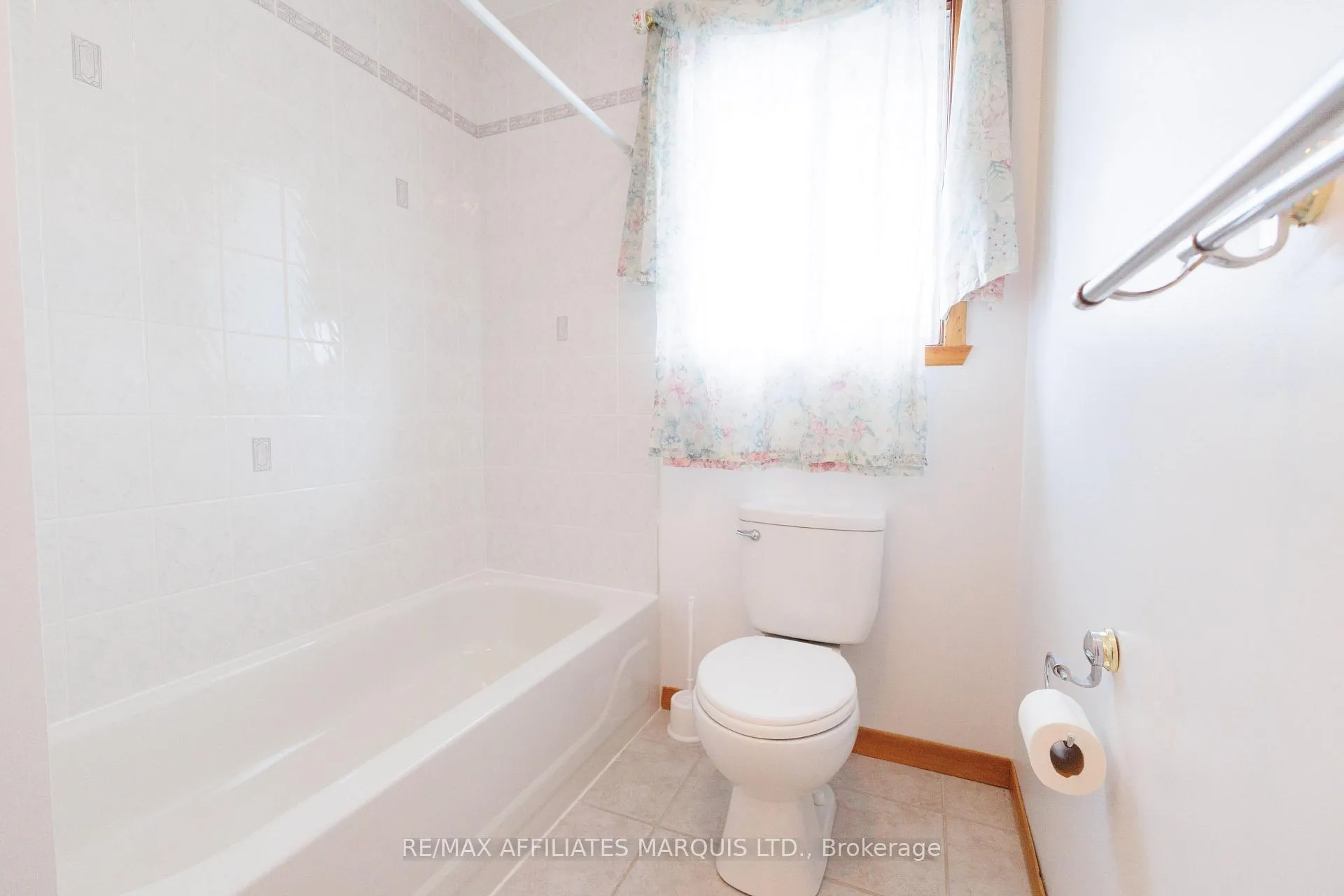 Photo 16 of 264 Ivan Crescent, Cornwall — HOMEH