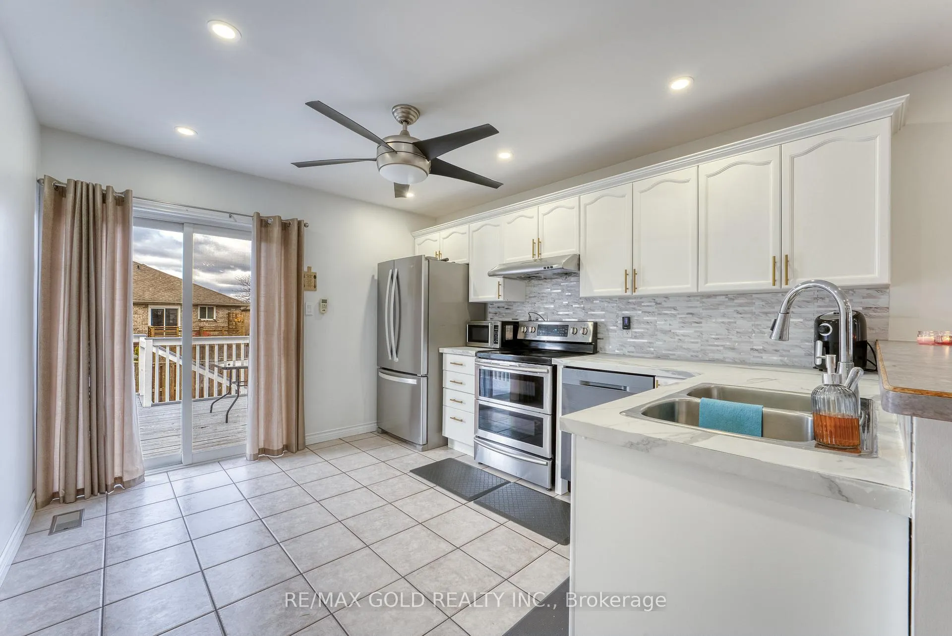Photo 12 of 1075 Banwell Road, Windsor — HOMEH