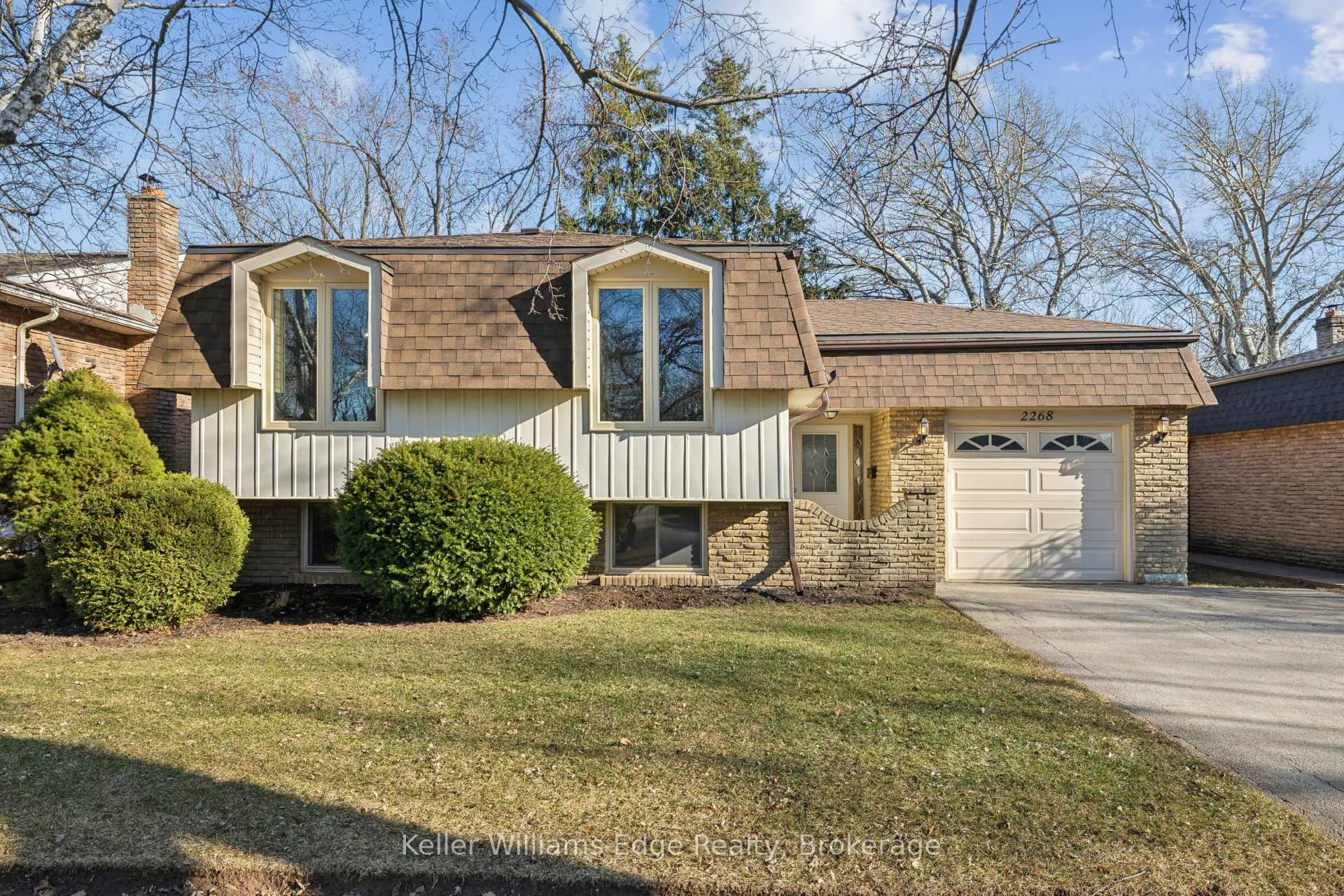 Front of 2268 Wyandotte Drive