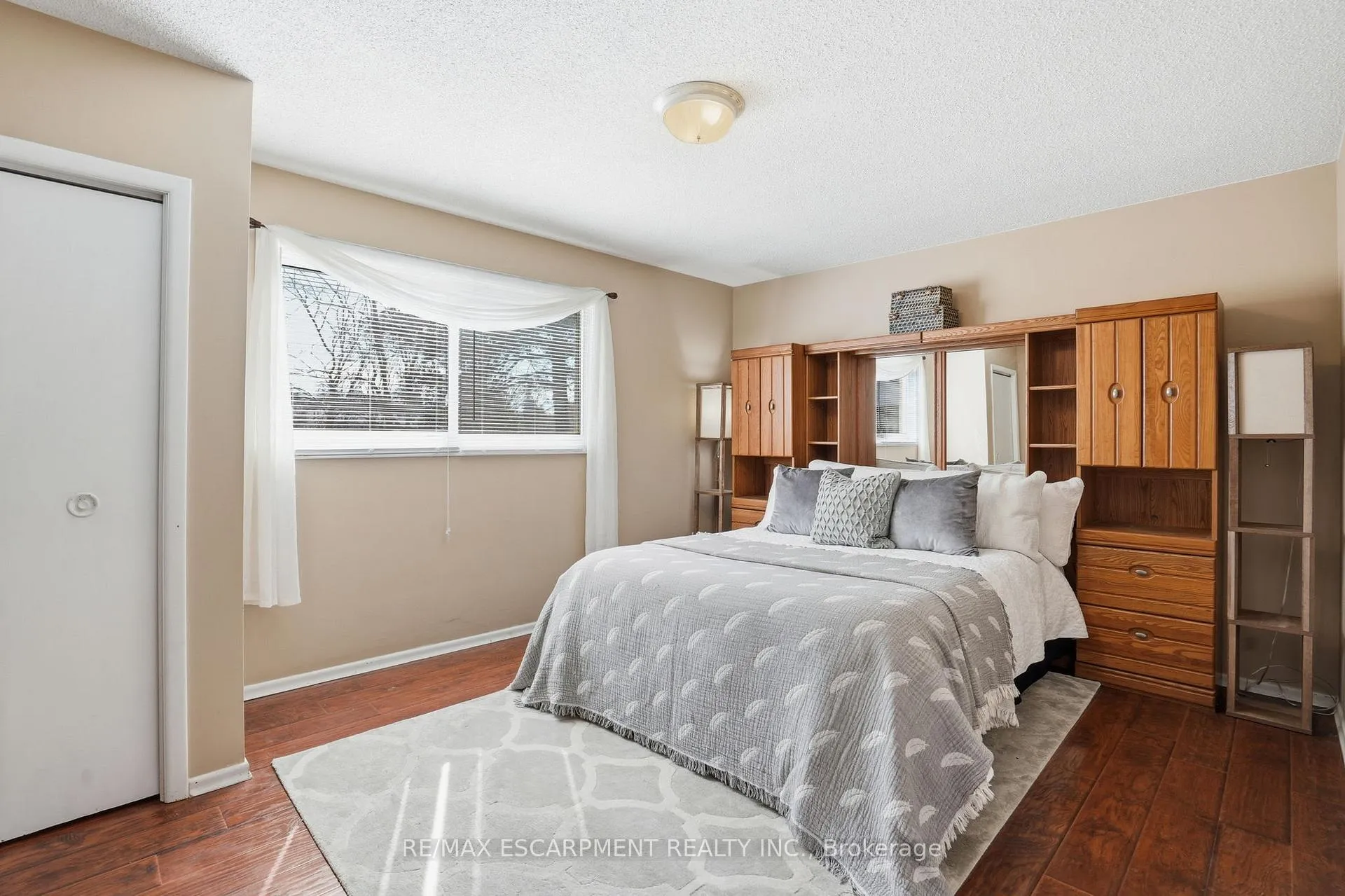 Photo 15 of 11 Alison Avenue, Waterloo — HOMEH