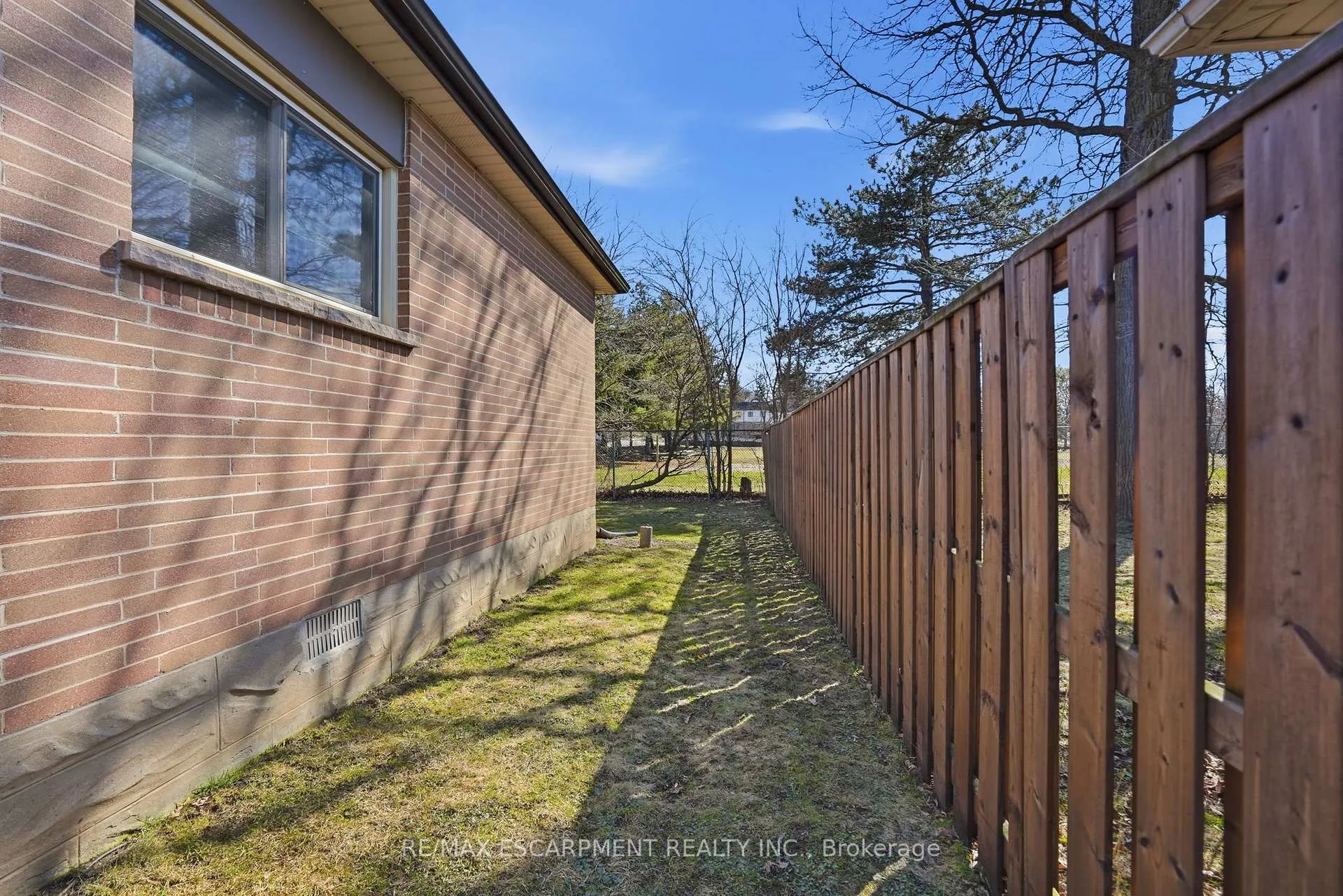 Photo 32 of 11 Alison Avenue, Waterloo — HOMEH