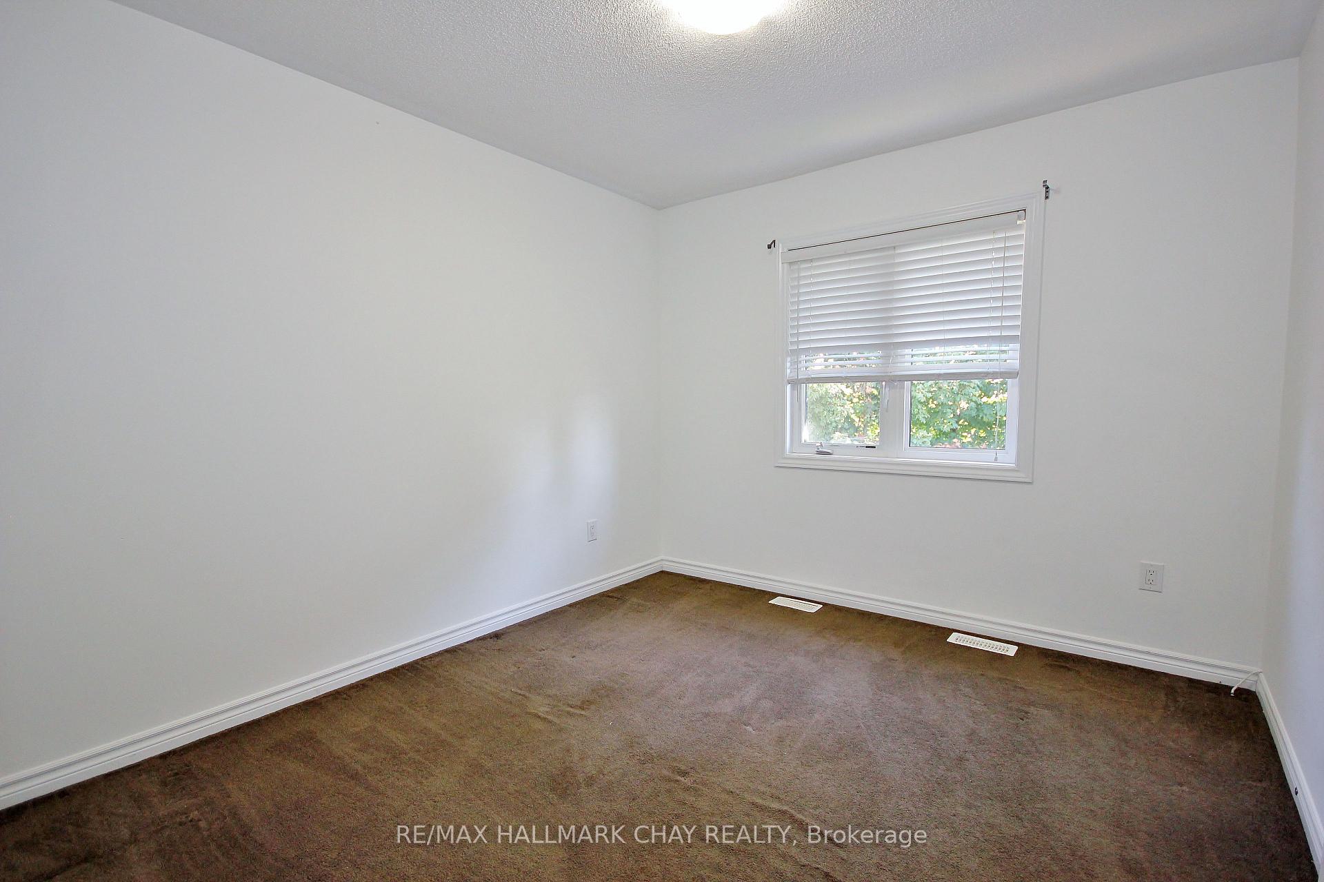 Photo 13 of 2164 Dawson Crescent, Innisfil, Alcona — HOMEH