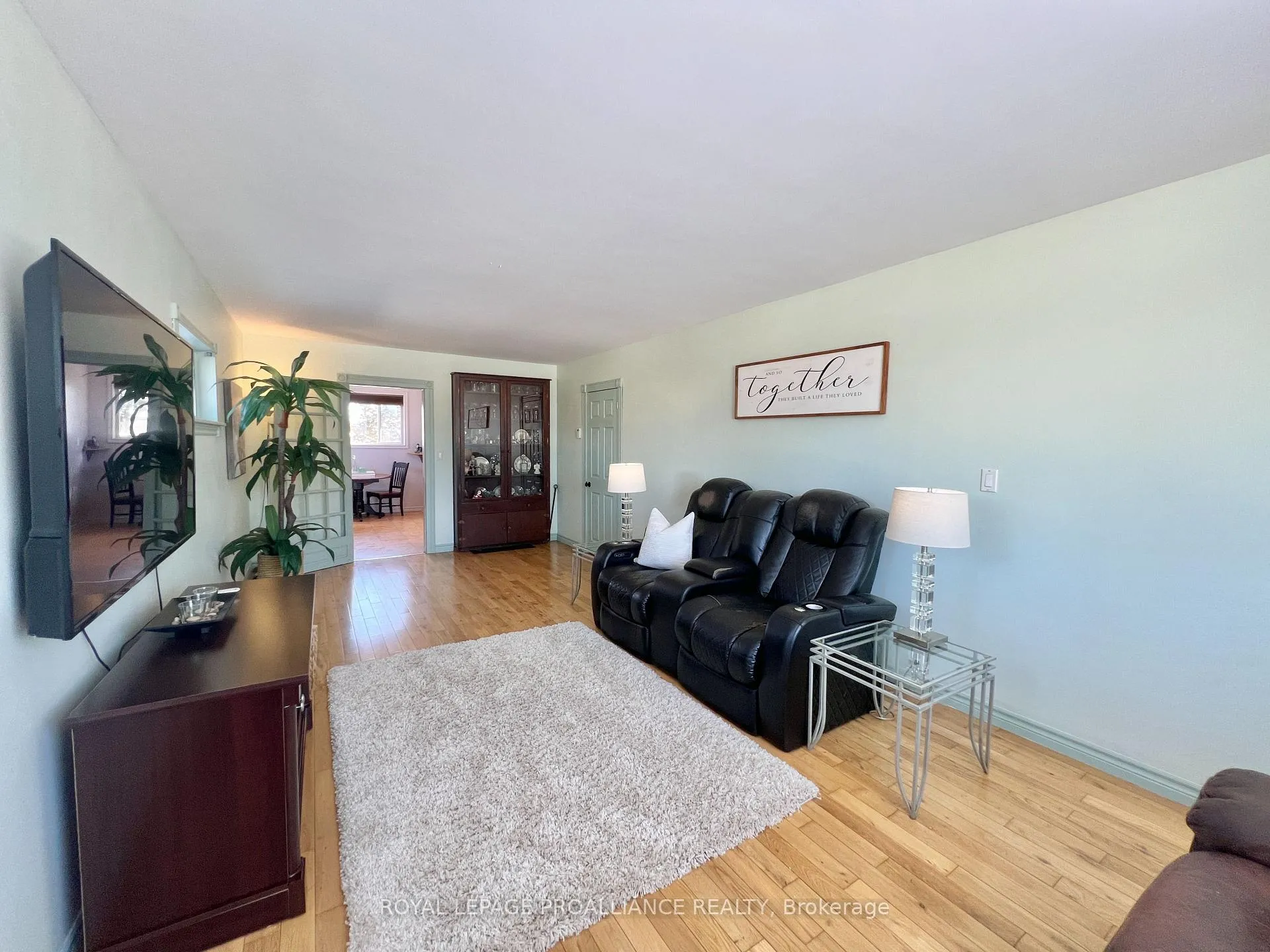Photo 3 of 29 Pringle Drive, Belleville, Belleville Ward — HOMEH