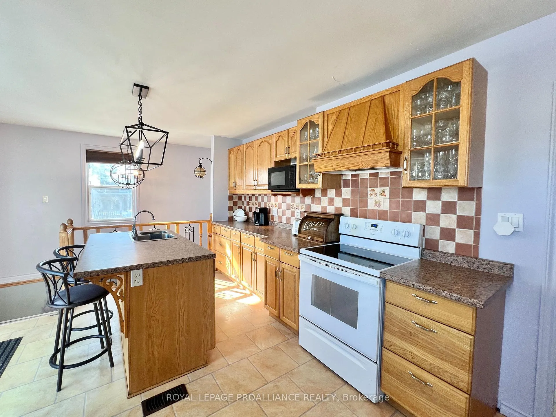 Photo 9 of 29 Pringle Drive, Belleville, Belleville Ward — HOMEH