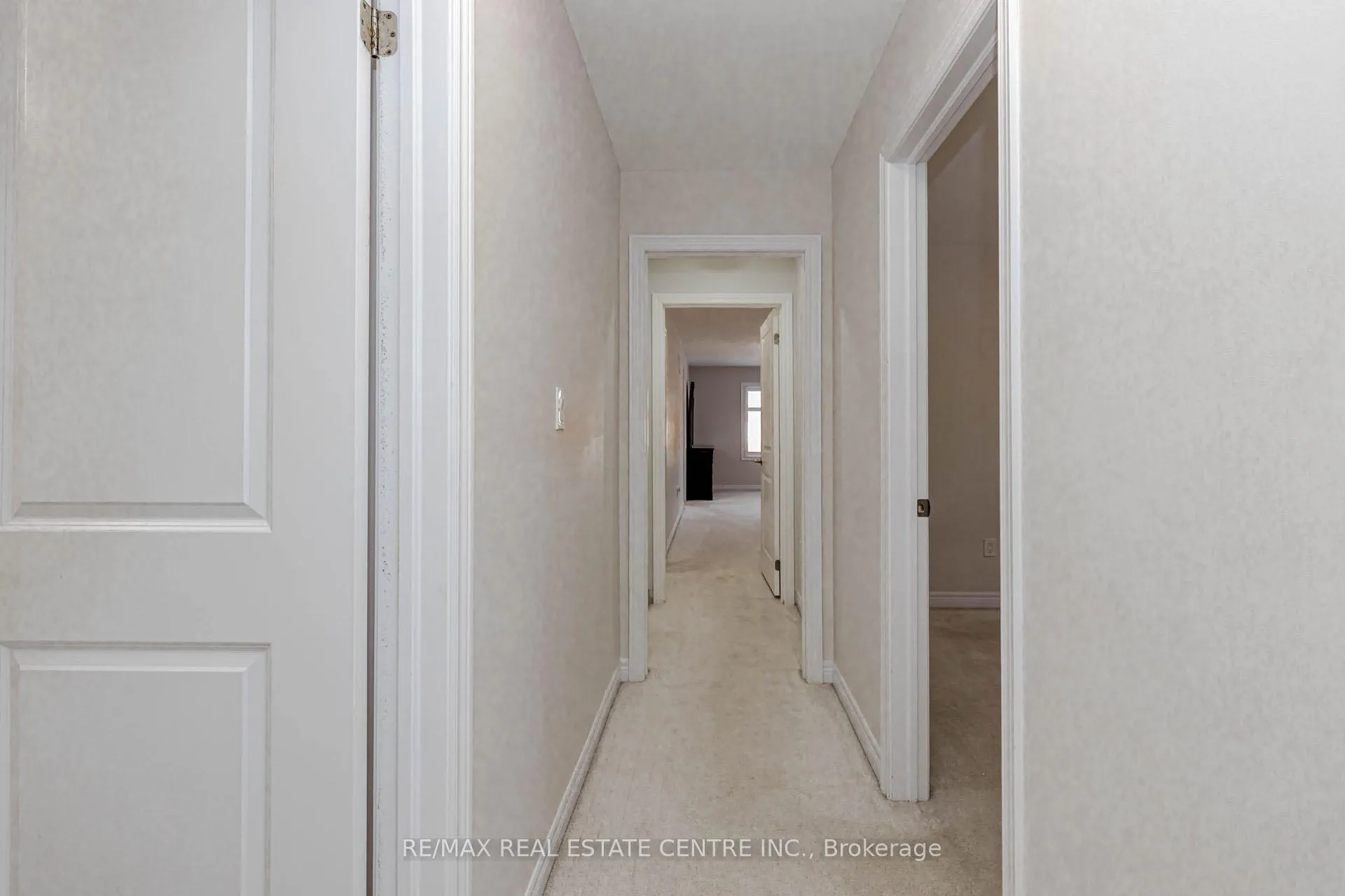 Photo 19 of 1335 Farmstead Drive, Milton, Ford — HOMEH
