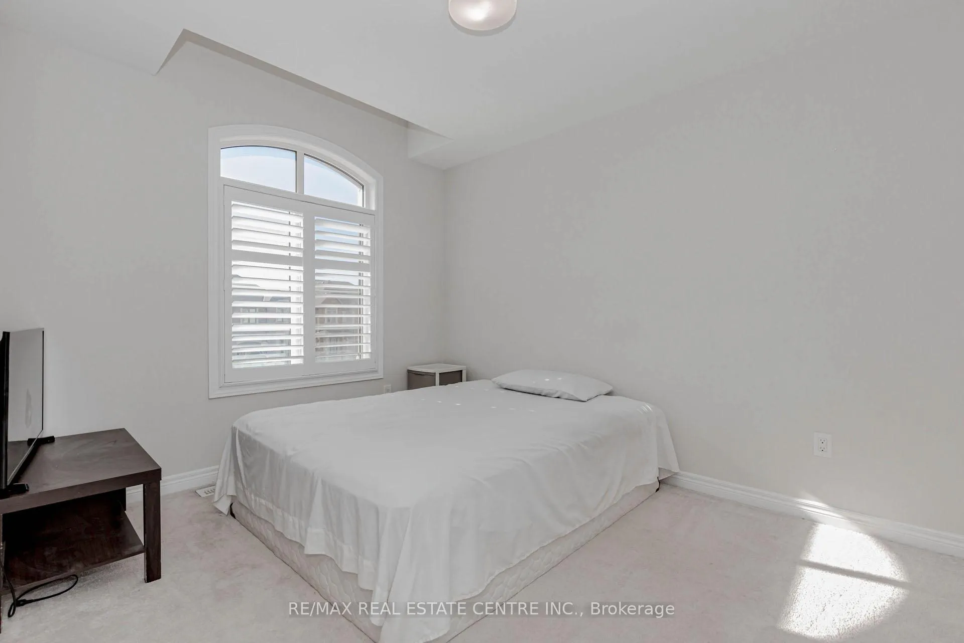 Photo 26 of 1335 Farmstead Drive, Milton, Ford — HOMEH