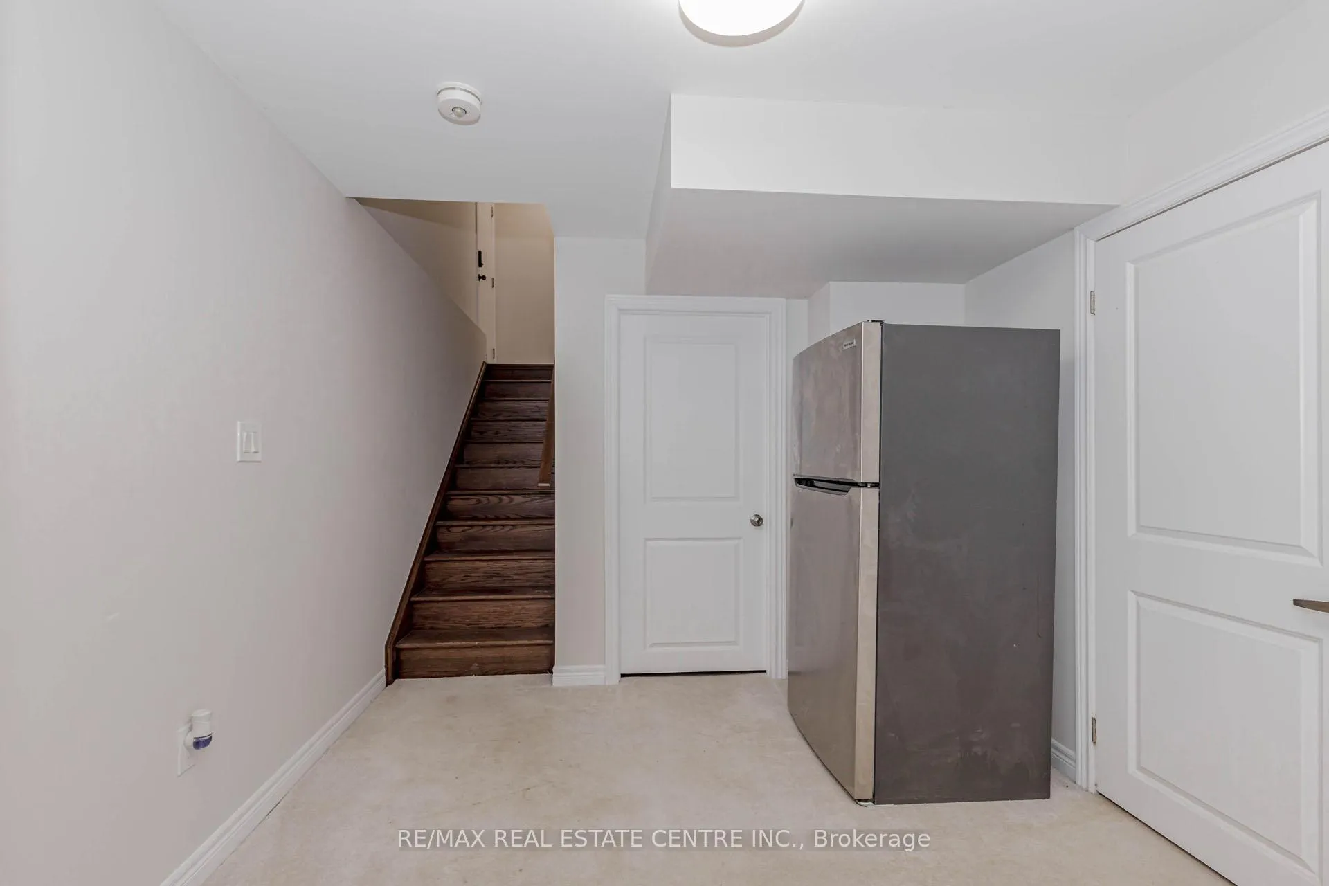 Photo 37 of 1335 Farmstead Drive, Milton, Ford — HOMEH