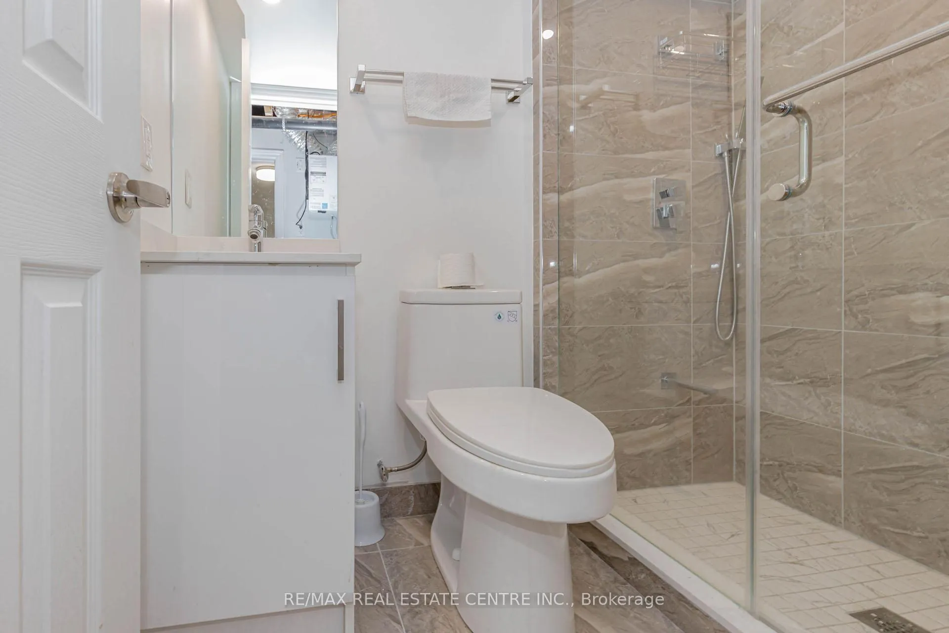Photo 44 of 1335 Farmstead Drive, Milton, Ford — HOMEH