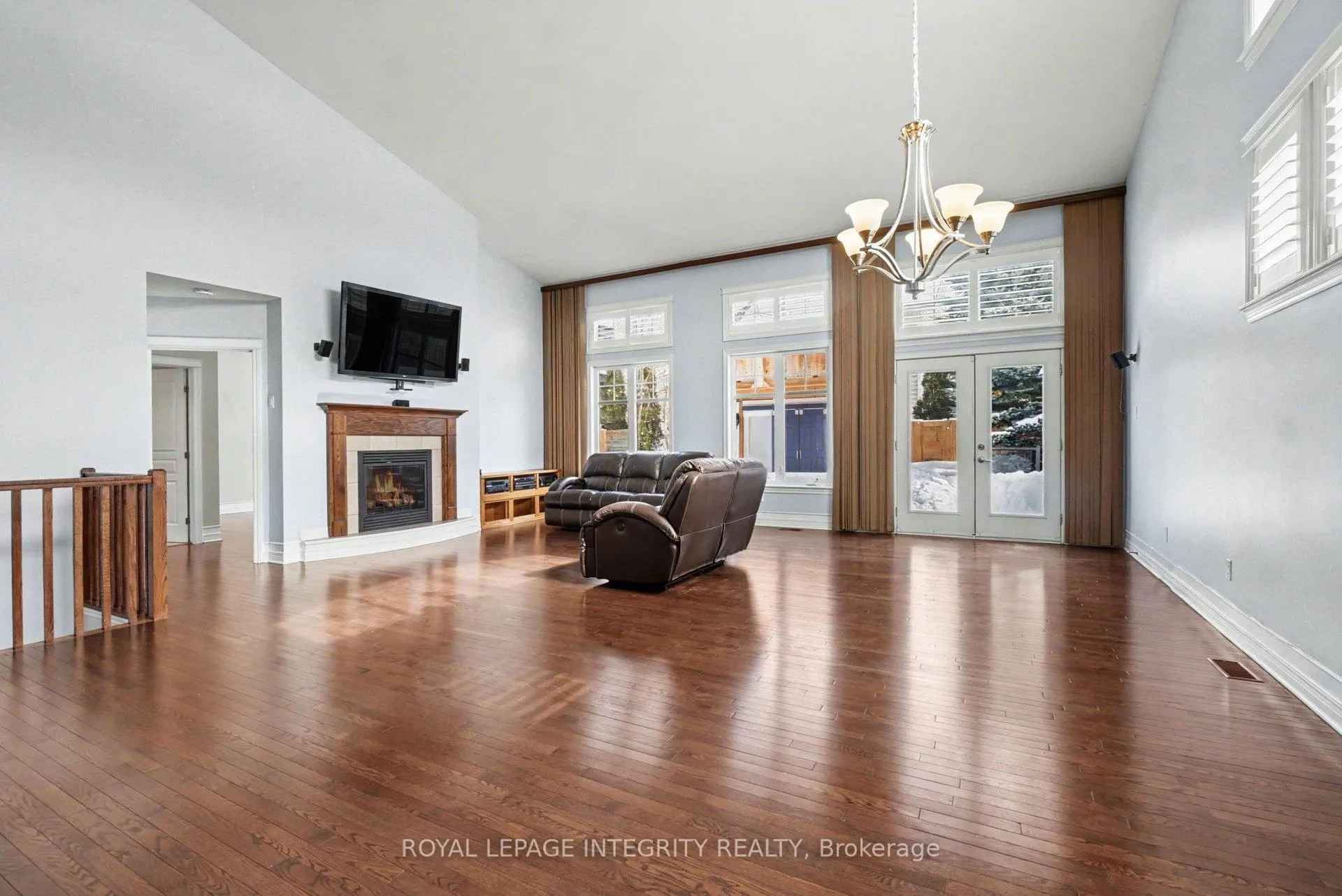 Photo 5 of 170 Solera Circle, Ottawa, Hunt Club Park/Greenboro — HOMEH