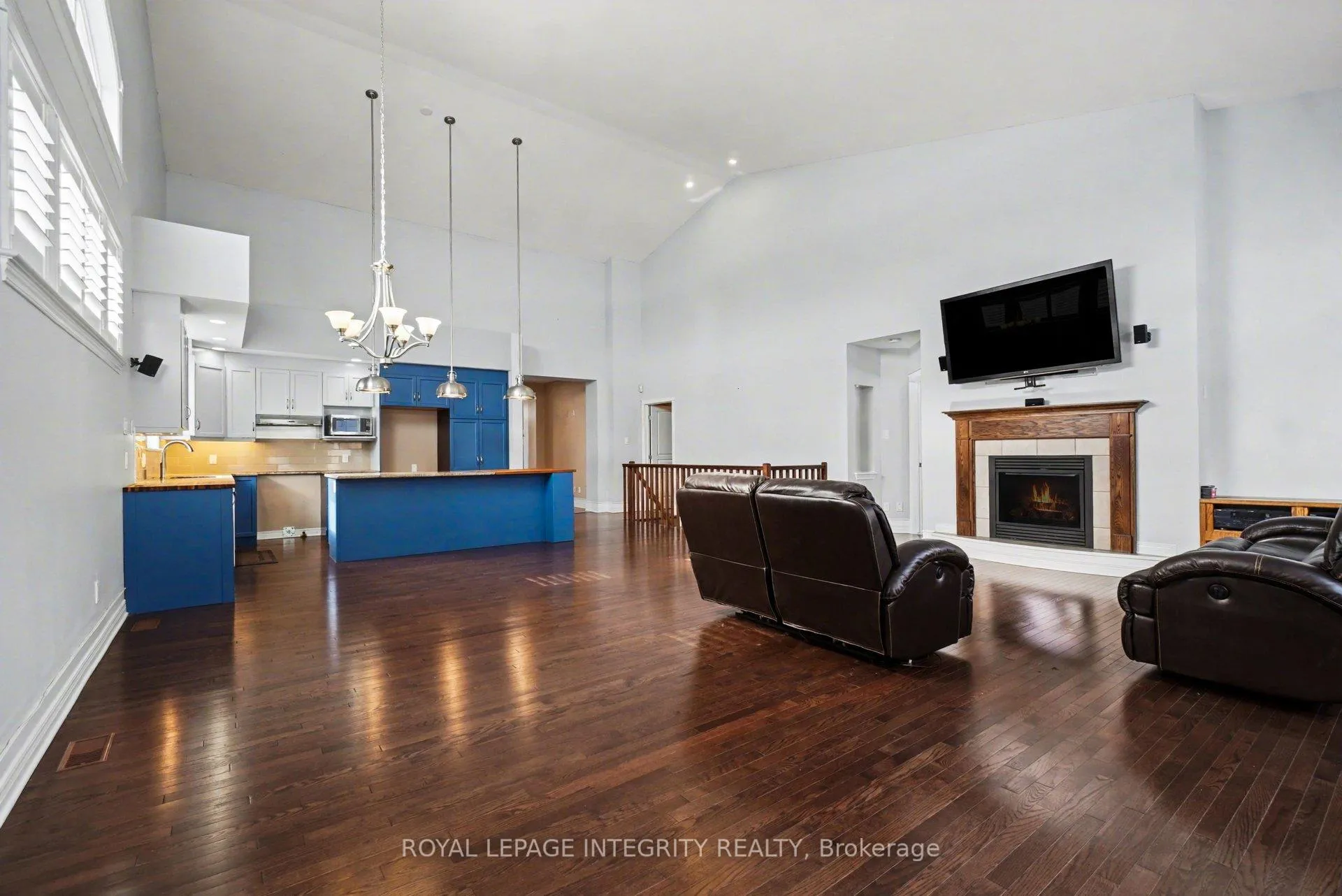 Photo 8 of 170 Solera Circle, Ottawa, Hunt Club Park/Greenboro — HOMEH