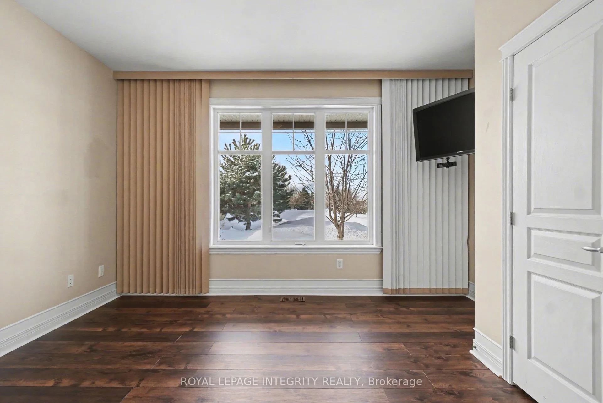 Photo 17 of 170 Solera Circle, Ottawa, Hunt Club Park/Greenboro — HOMEH