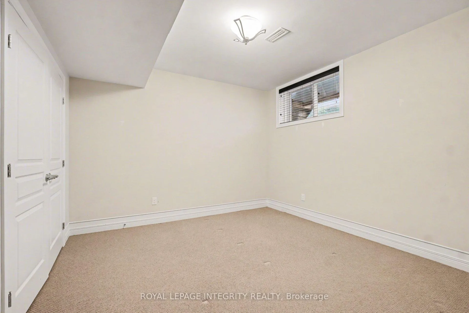 Photo 24 of 170 Solera Circle, Ottawa, Hunt Club Park/Greenboro — HOMEH