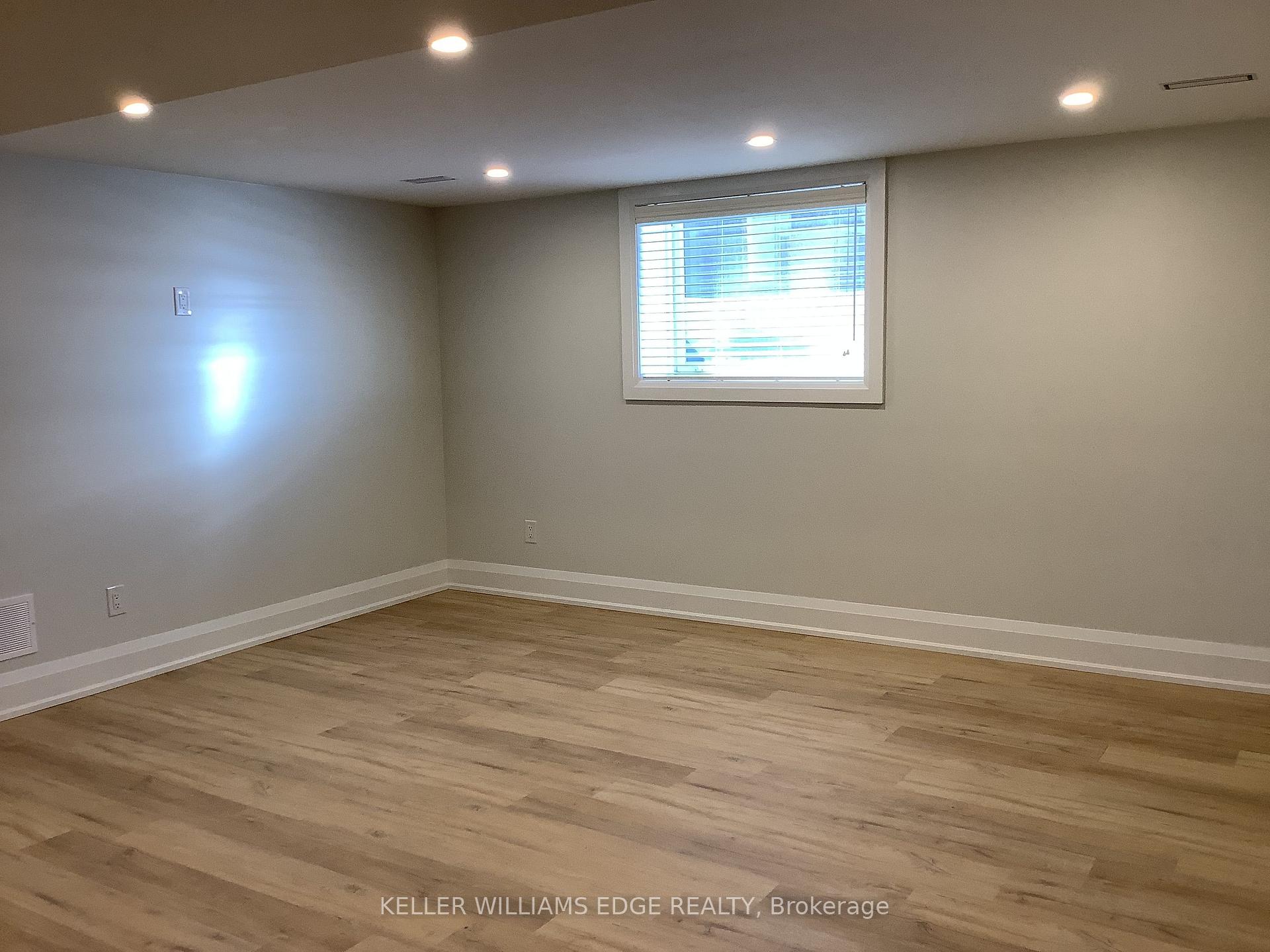 Photo 5 of Unit #2, 93 Purdy Crescent, Hamilton, Greeningdon — HOMEH