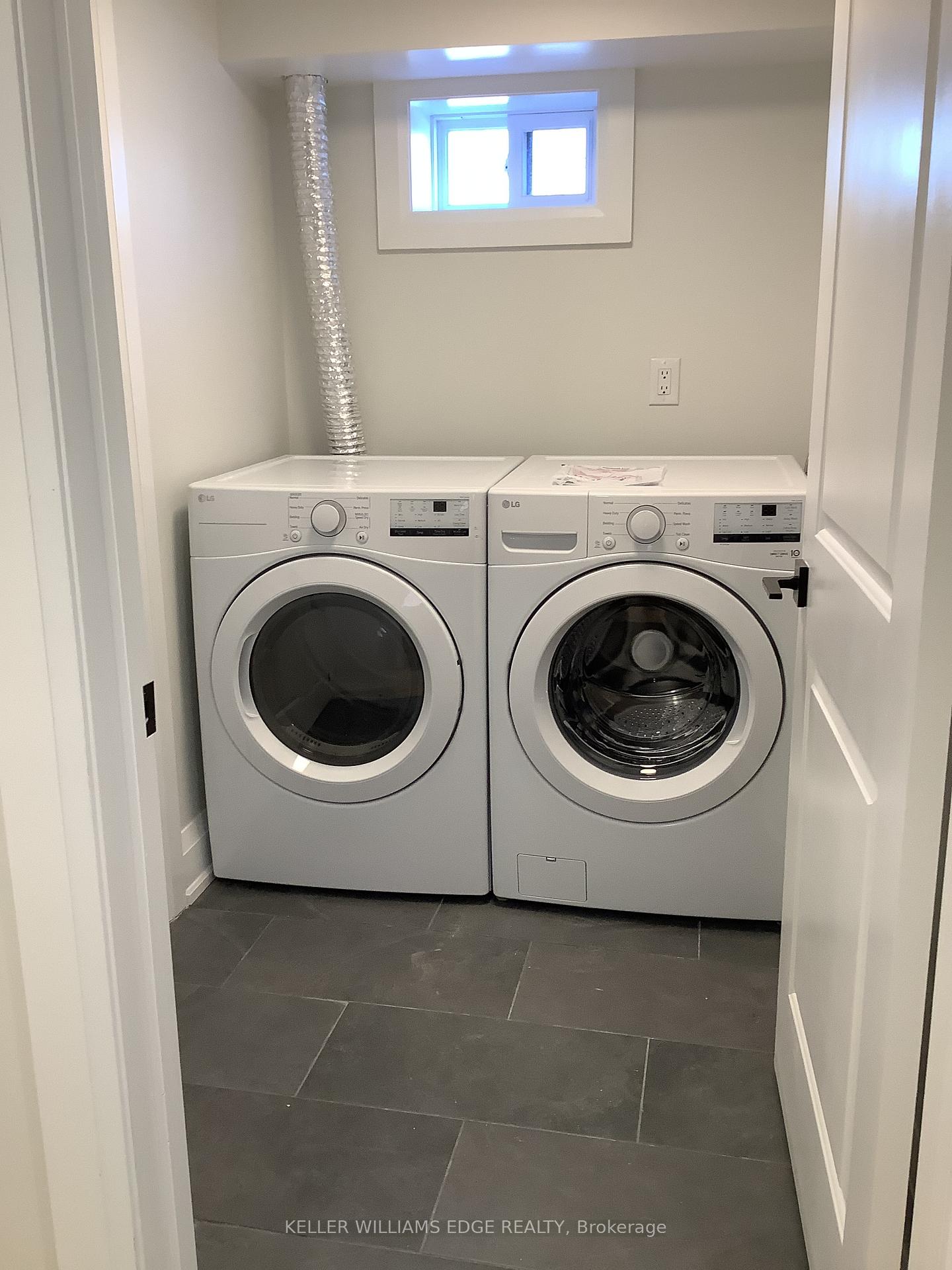 Photo 13 of Unit #2, 93 Purdy Crescent, Hamilton, Greeningdon — HOMEH