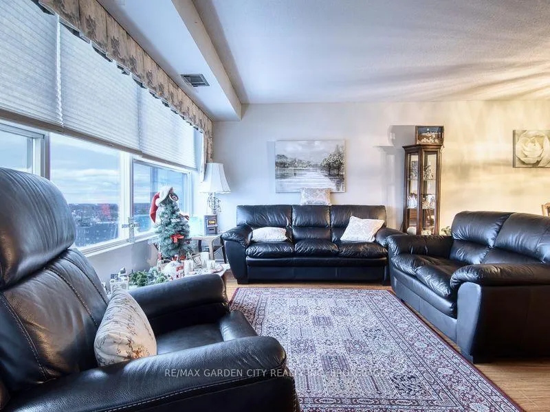 Photo 5 of Unit 1110, 7 Gale Crescent, St. Catharines, E. Chester — HOMEH