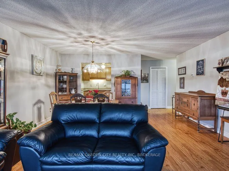 Photo 8 of Unit 1110, 7 Gale Crescent, St. Catharines, E. Chester — HOMEH