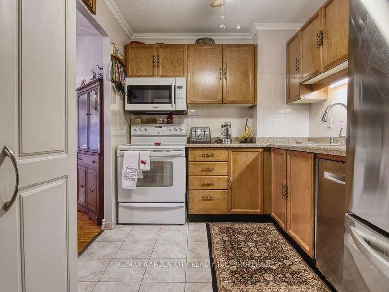 Photo 12 of Unit 1110, 7 Gale Crescent, St. Catharines, E. Chester — HOMEH