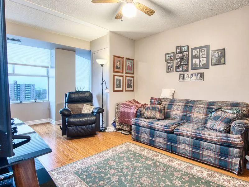 Photo 18 of Unit 1110, 7 Gale Crescent, St. Catharines, E. Chester — HOMEH
