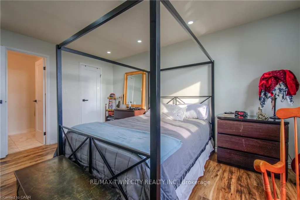 Photo 17 of Unit 410, 185 Kehl Street, Kitchener — HOMEH