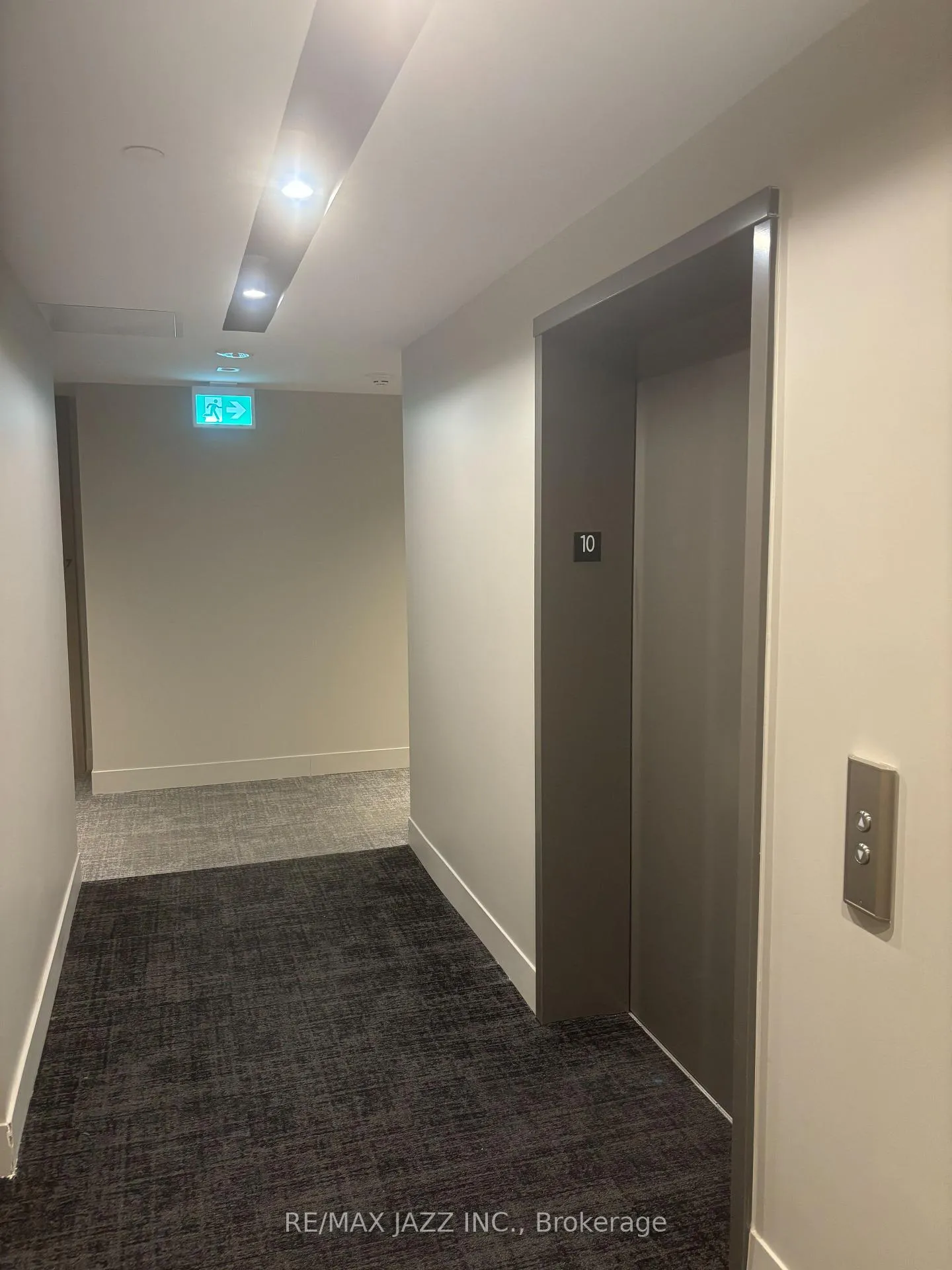 Photo 3 of Unit 1010A, 1606 Charles Street, Whitby, Port Whitby — HOMEH