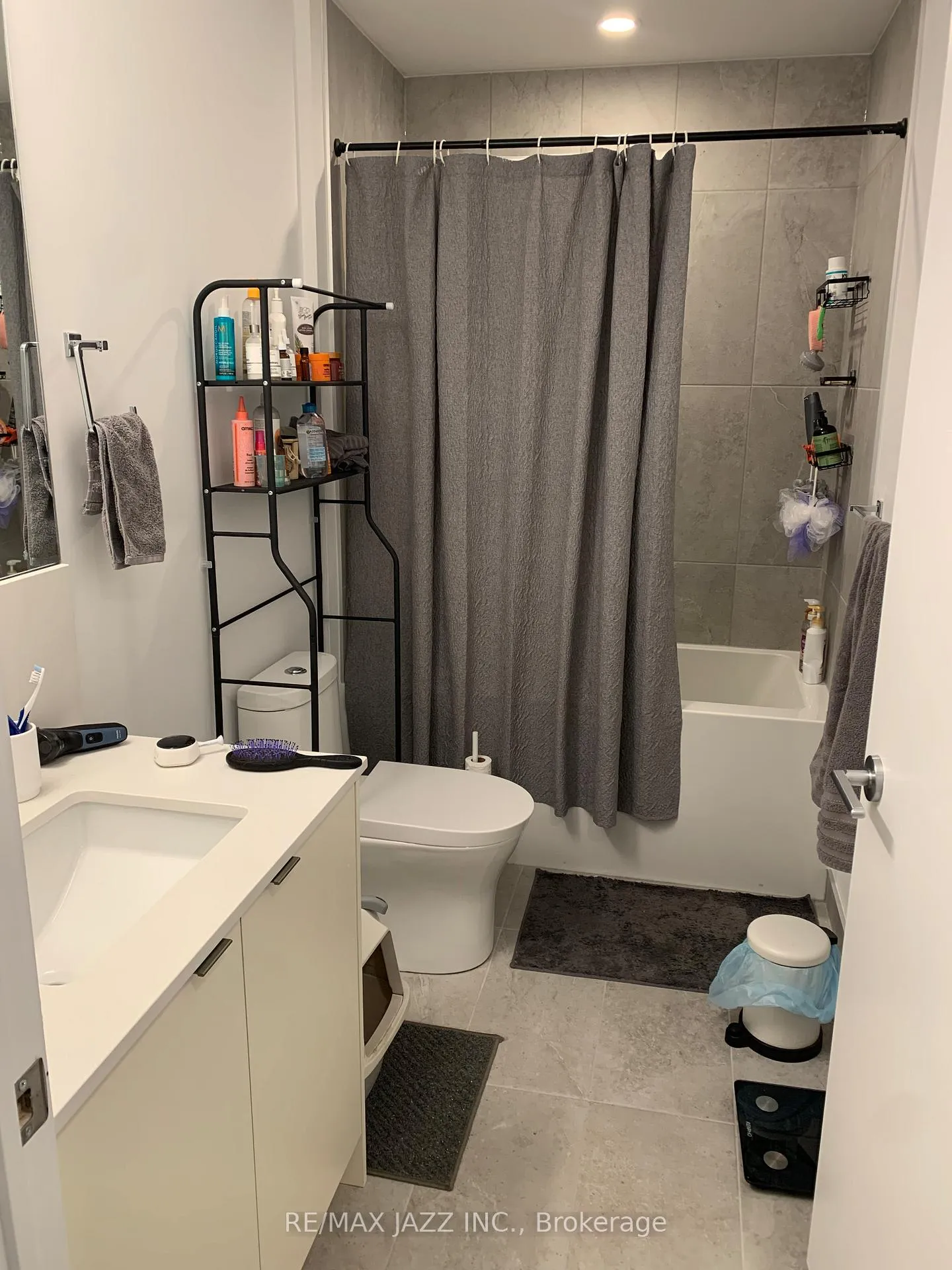 Photo 9 of Unit 1010A, 1606 Charles Street, Whitby, Port Whitby — HOMEH