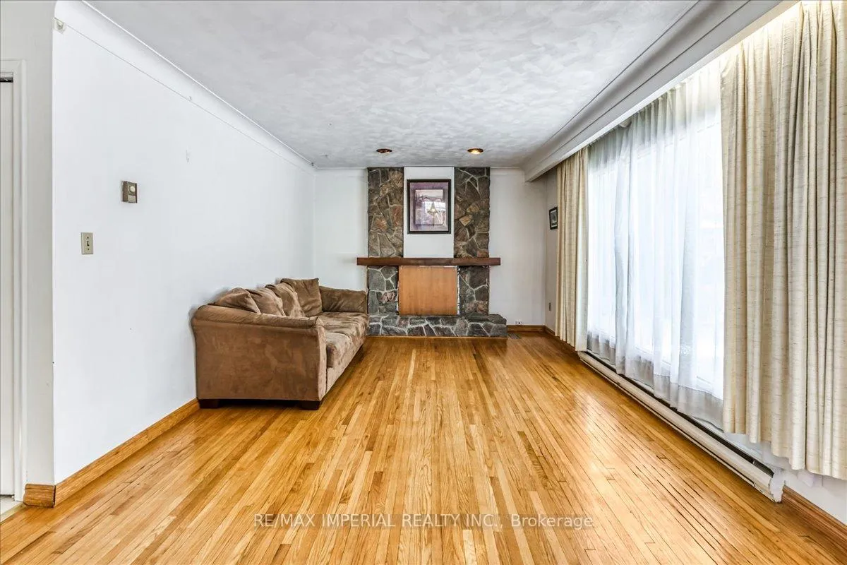 Photo 9 of 150 Walford Road, Sudbury Remote Area — HOMEH