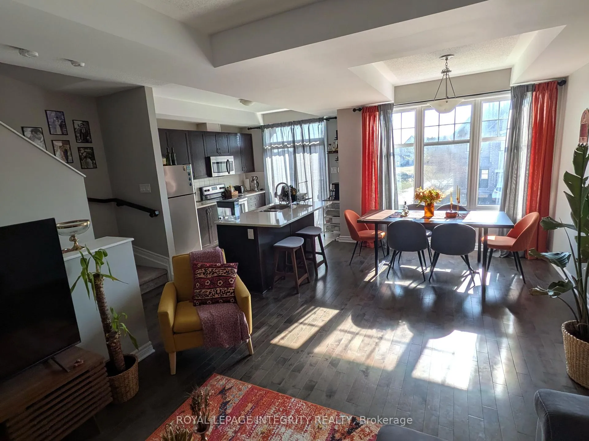 Photo 4 of 224 Halyard Way, Ottawa, Kanata - Kanata Lakes/Heritage Hills — HOMEH
